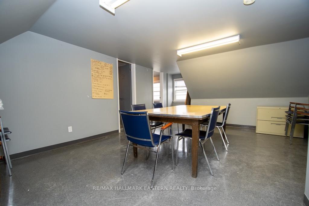 Photo 19 of 203 Park Street N, Peterborough, Town Ward 3 — HOMEH