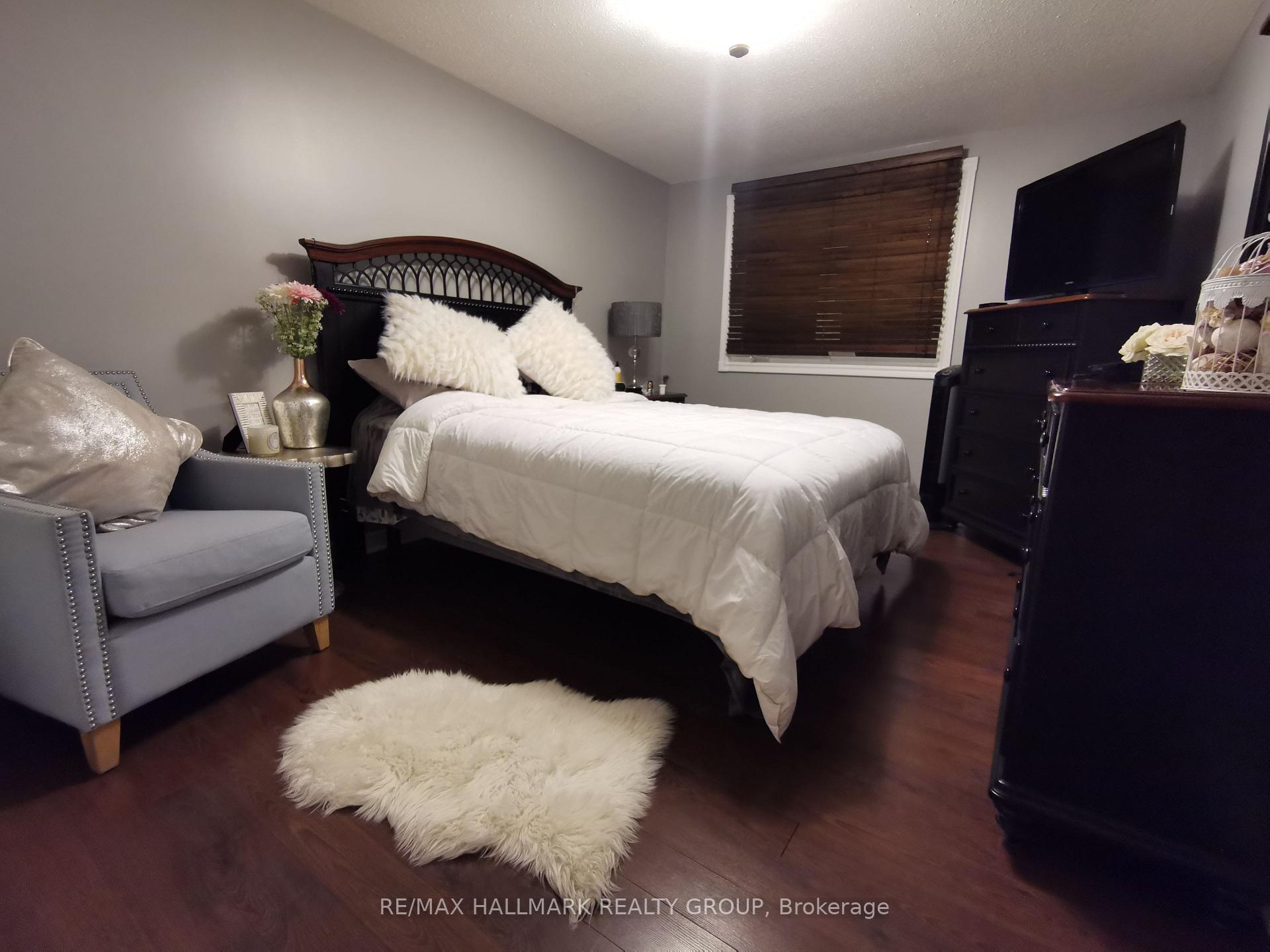 Photo 10 of 1638 St Georges Street, Ottawa, Bilberry Creek/Queenswood Heights — HOMEH