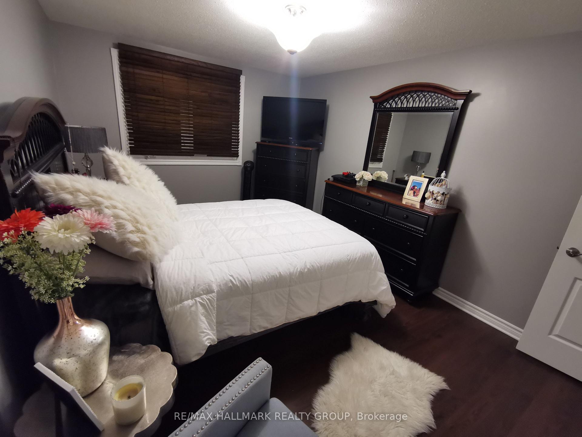Photo 11 of 1638 St Georges Street, Ottawa, Bilberry Creek/Queenswood Heights — HOMEH