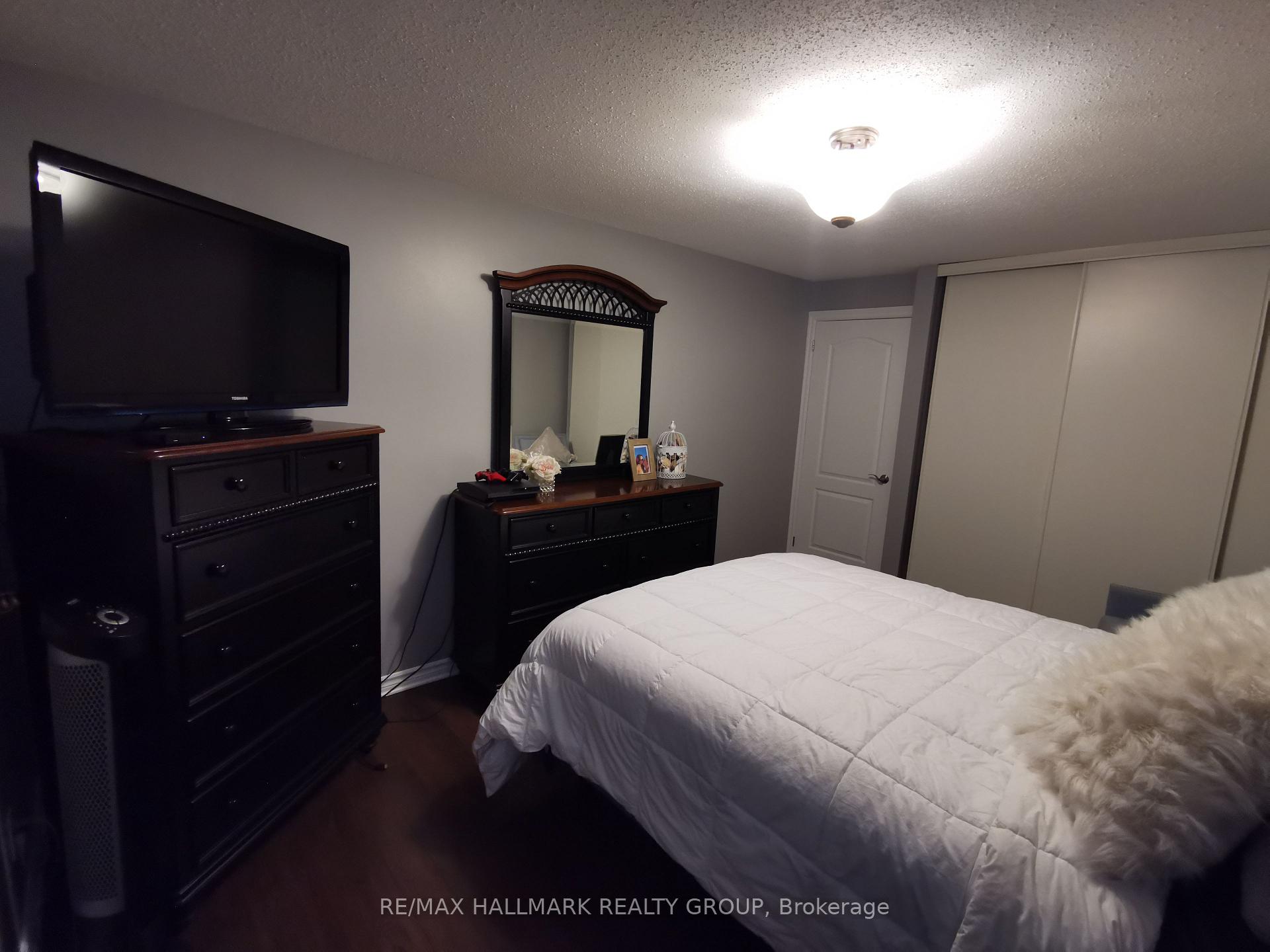 Photo 12 of 1638 St Georges Street, Ottawa, Bilberry Creek/Queenswood Heights — HOMEH