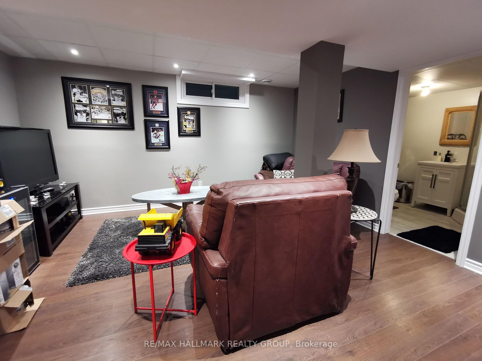 Photo 20 of 1638 St Georges Street, Ottawa, Bilberry Creek/Queenswood Heights — HOMEH
