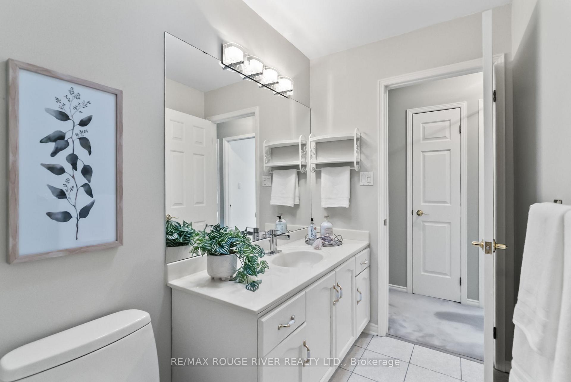 Photo 20 of 42 Waywell Street, Whitby, Pringle Creek — HOMEH