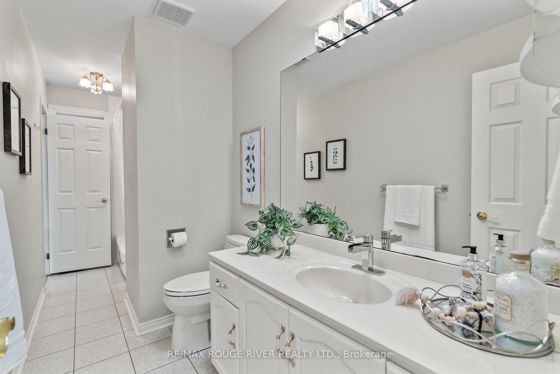 Photo 22 of 42 Waywell Street, Whitby, Pringle Creek — HOMEH