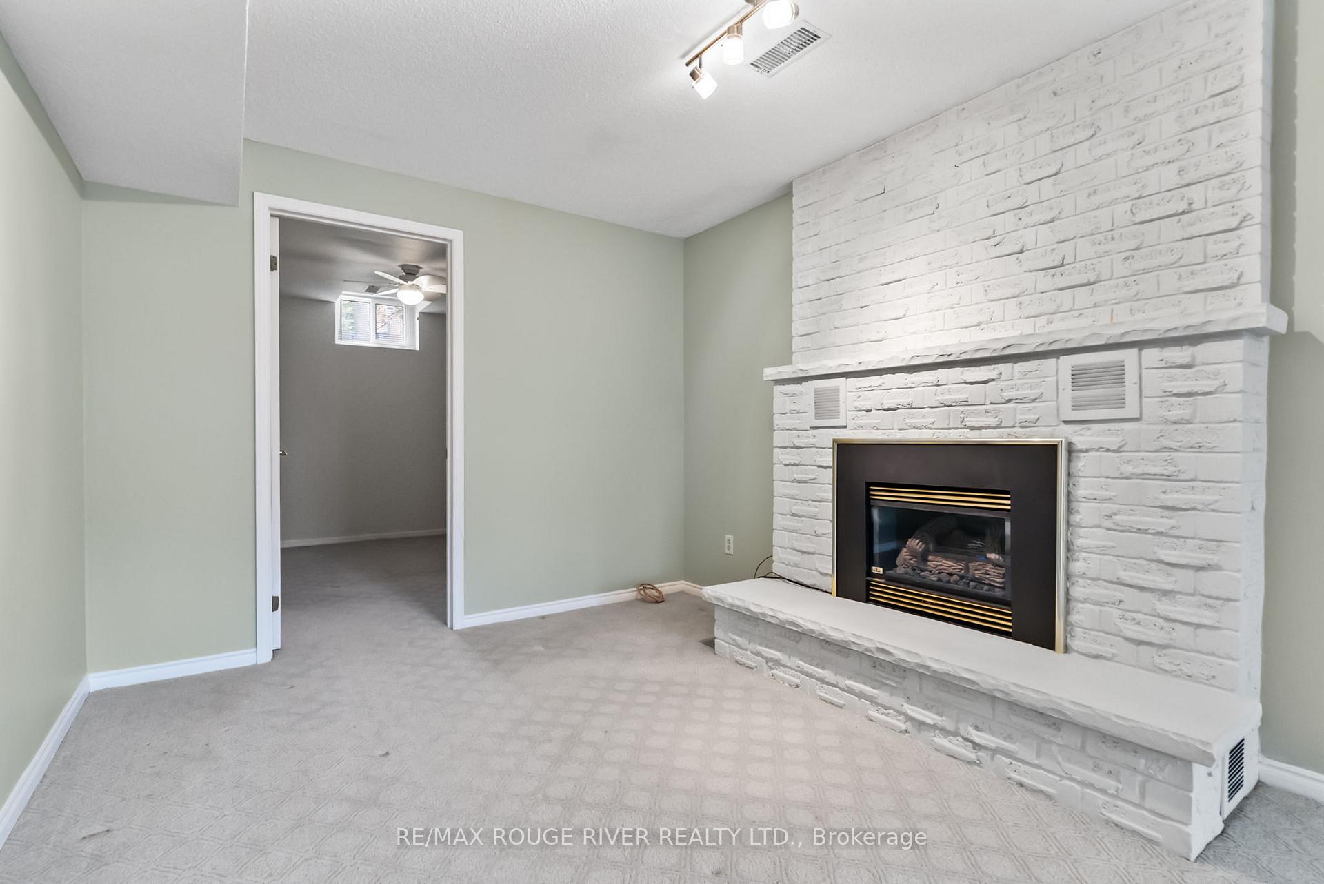 Photo 31 of 42 Waywell Street, Whitby, Pringle Creek — HOMEH