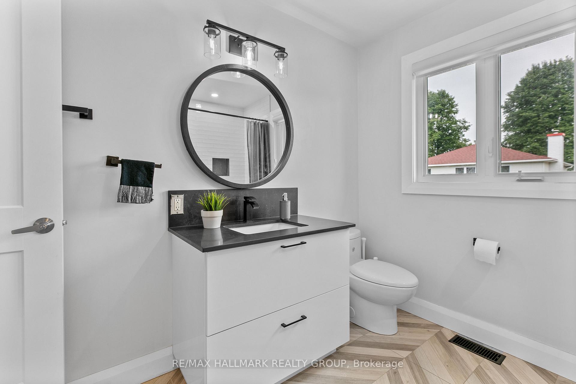Photo 17 of 1609 Bottriell Way, Ottawa, Fallingbrook/Pineridge — HOMEH