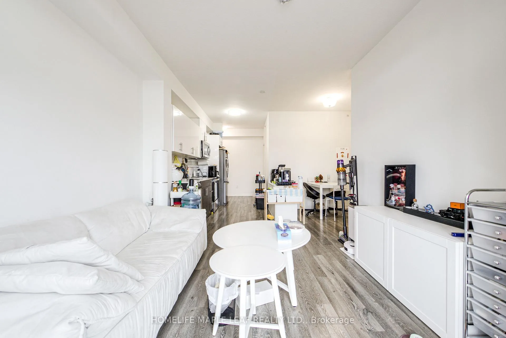 Photo 8 of Unit 1402, 128 King Street N, Waterloo, Downtown Waterloo — HOMEH