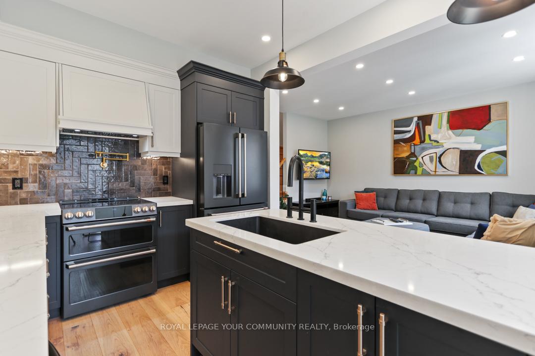 Photo 10 of 81 Limeridge Street, Aurora, Bayview Wellington — HOMEH