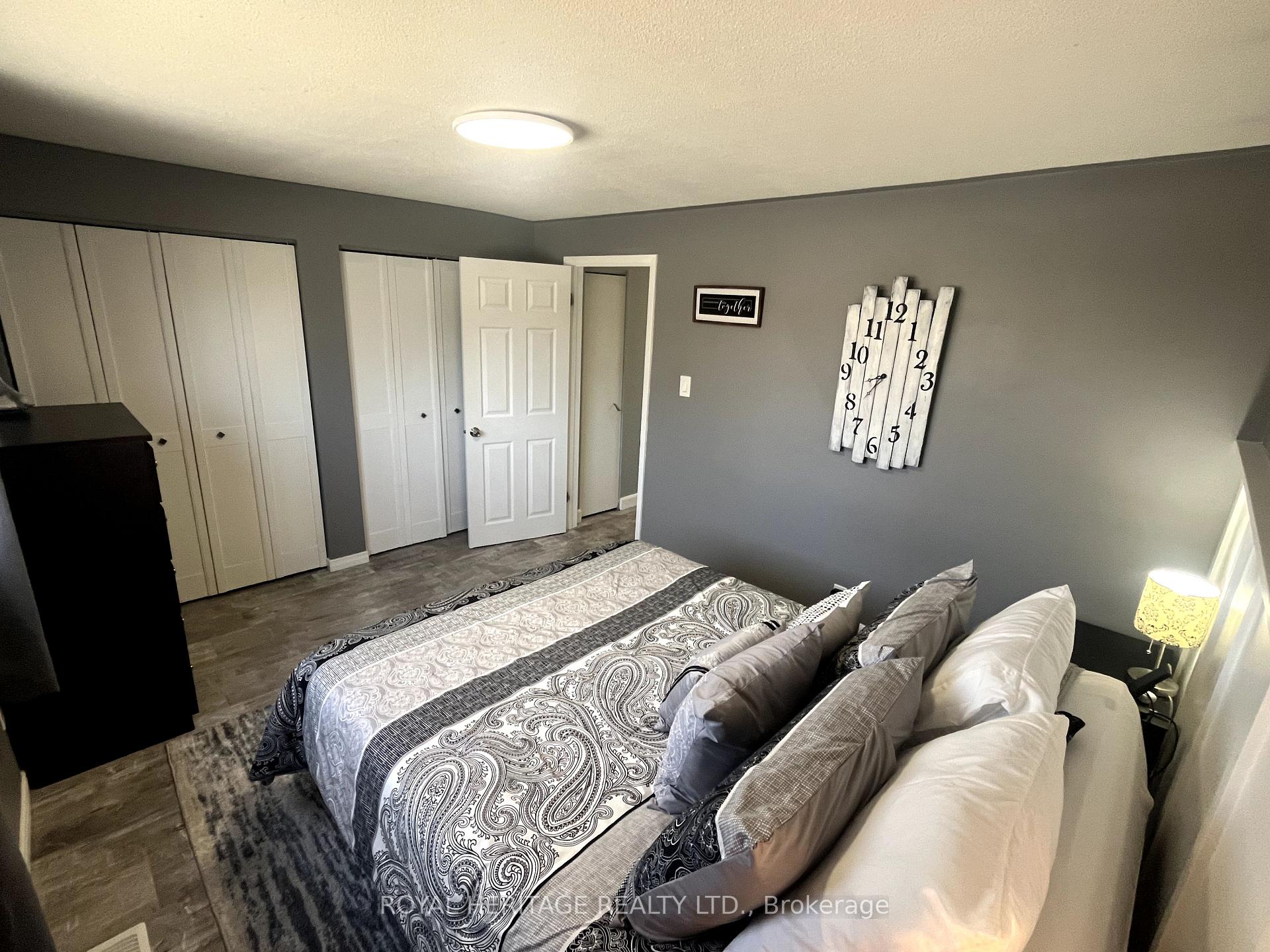 Photo 14 of 681 Athol Street E, Oshawa, Donevan — HOMEH