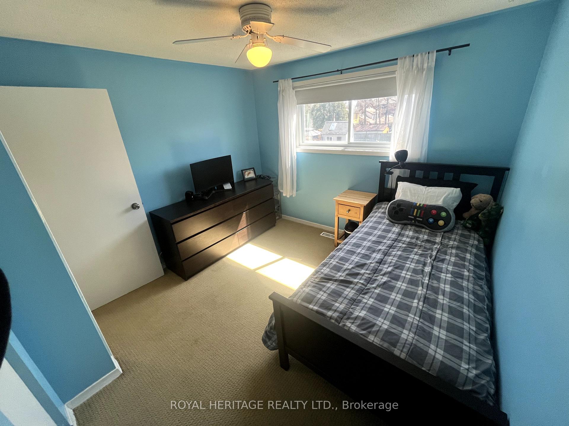 Photo 21 of 681 Athol Street E, Oshawa, Donevan — HOMEH