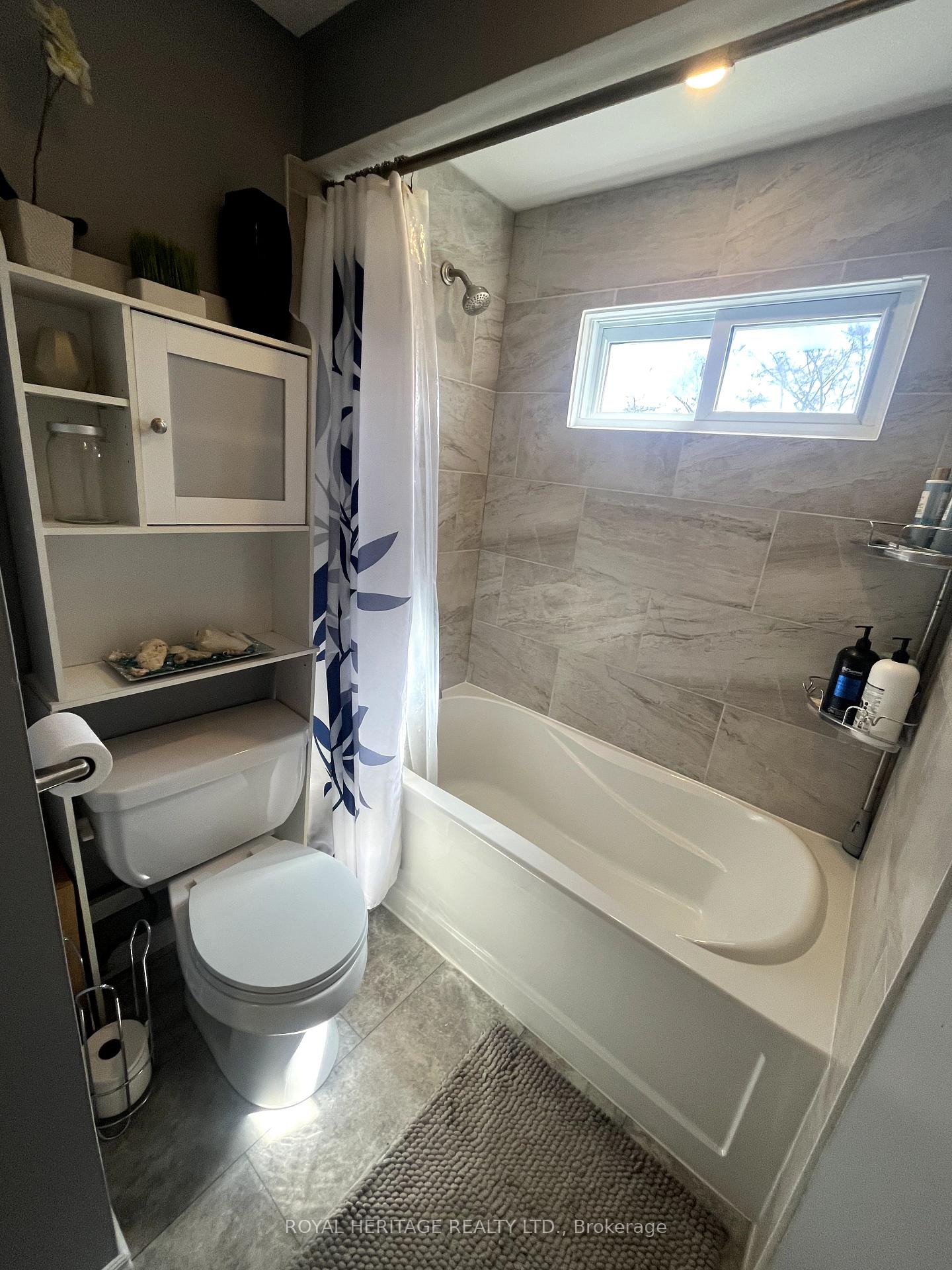 Photo 24 of 681 Athol Street E, Oshawa, Donevan — HOMEH