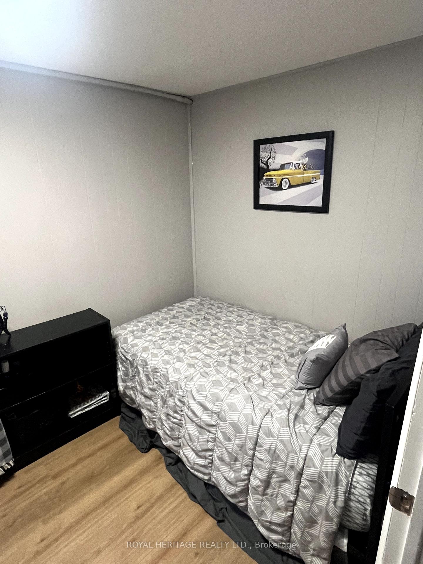 Photo 28 of 681 Athol Street E, Oshawa, Donevan — HOMEH