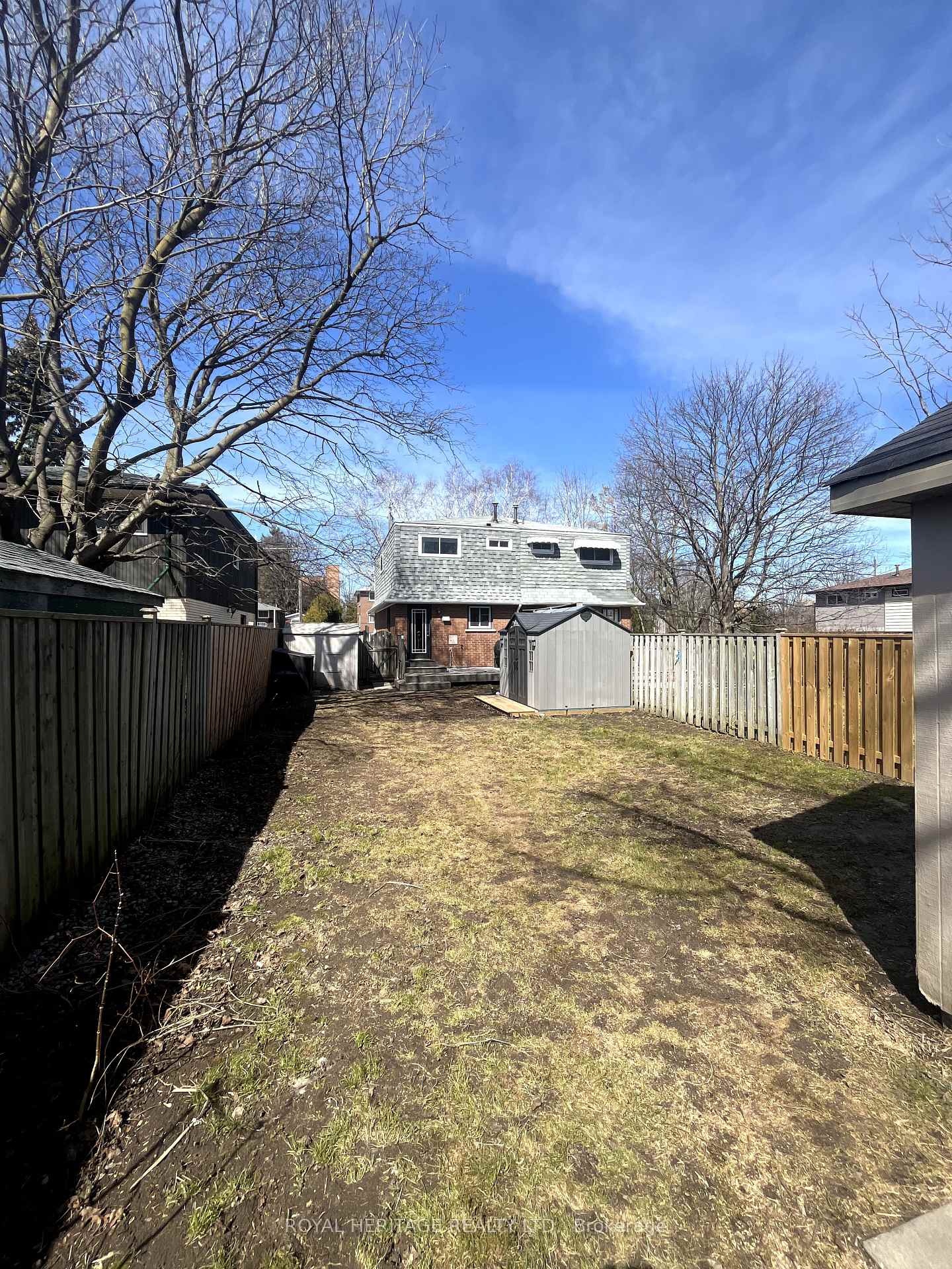 Photo 41 of 681 Athol Street E, Oshawa, Donevan — HOMEH