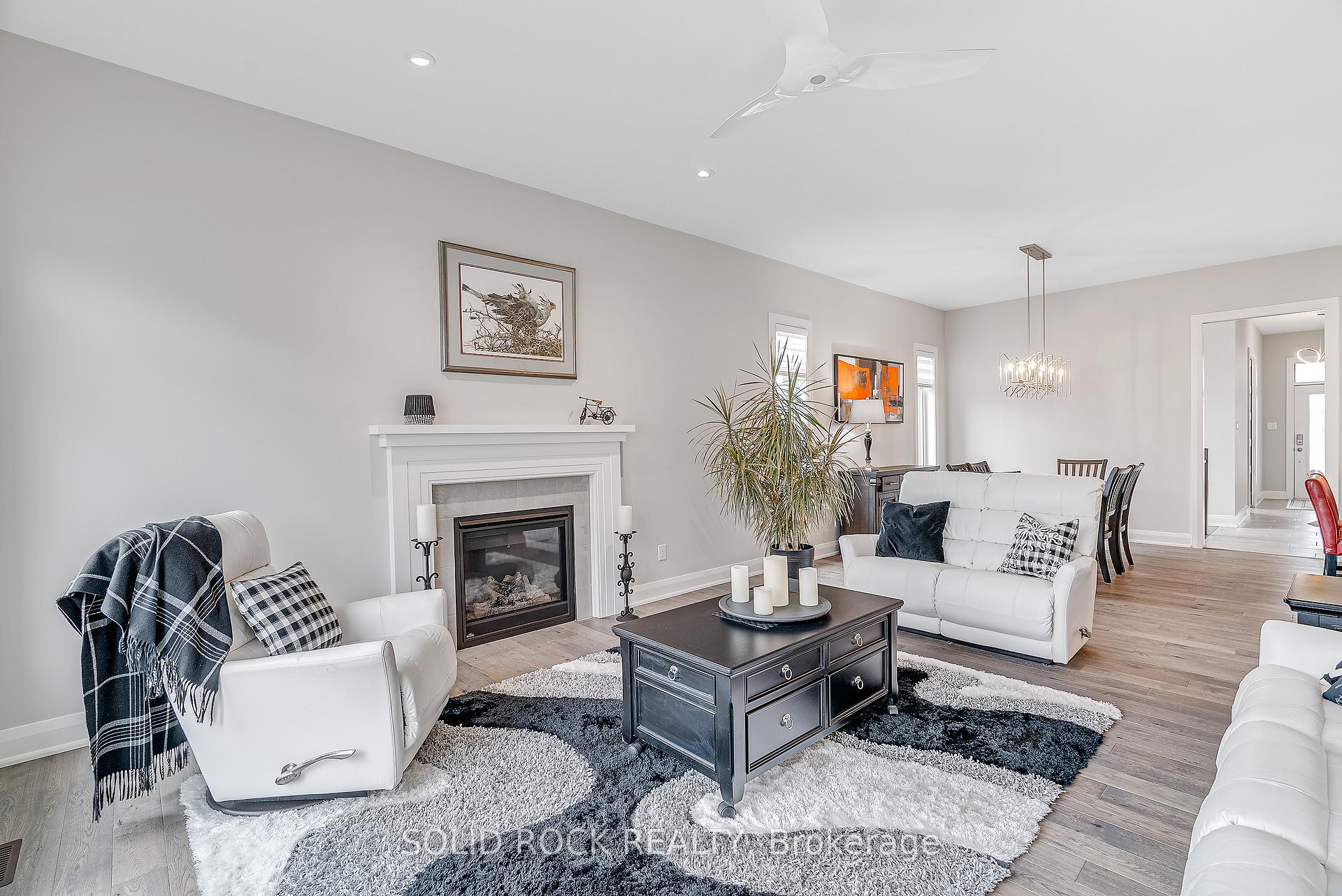 Photo 18 of 135 Pathfinder Way, Ottawa, Riverside South/Gloucester Glen — HOMEH