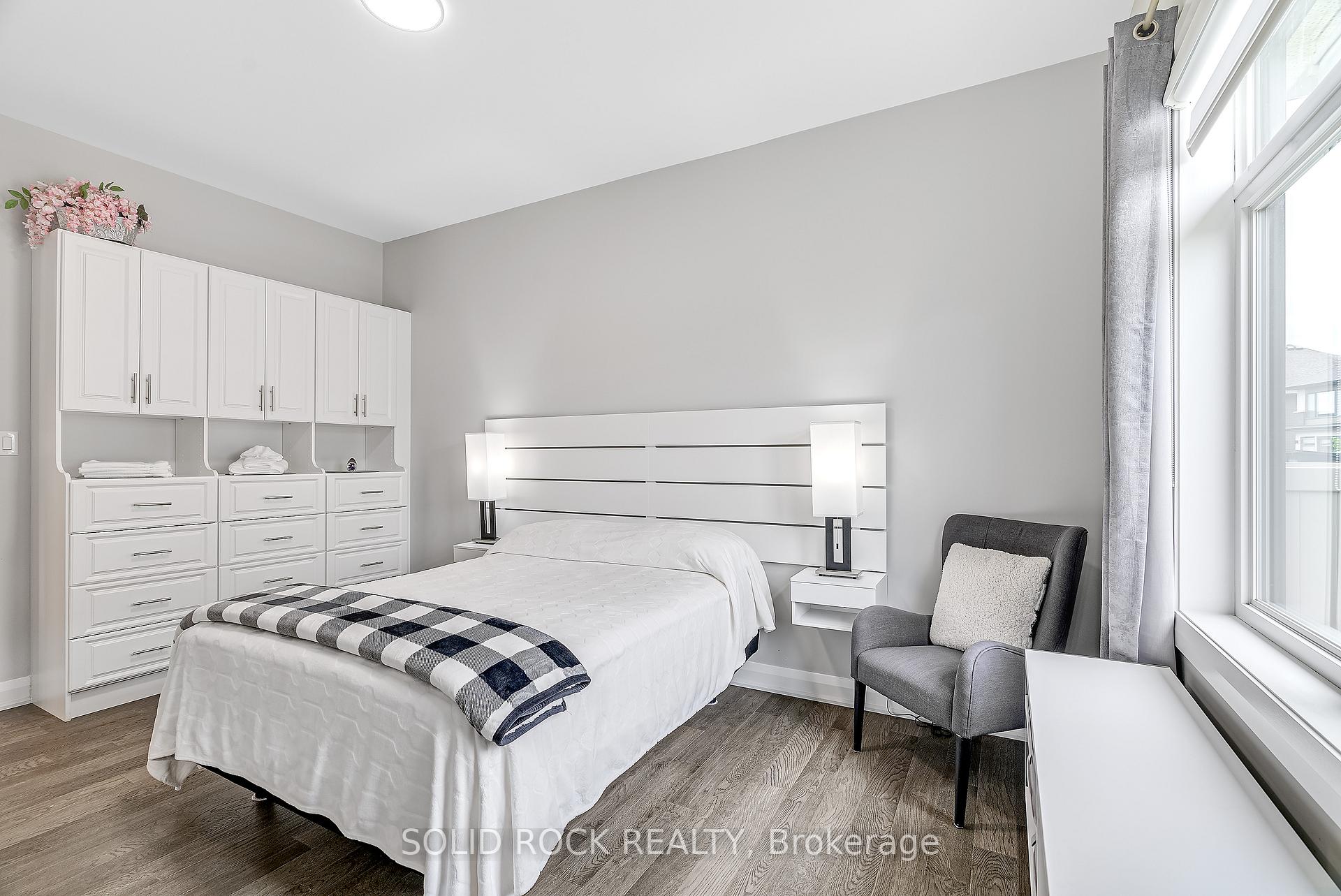 Photo 21 of 135 Pathfinder Way, Ottawa, Riverside South/Gloucester Glen — HOMEH