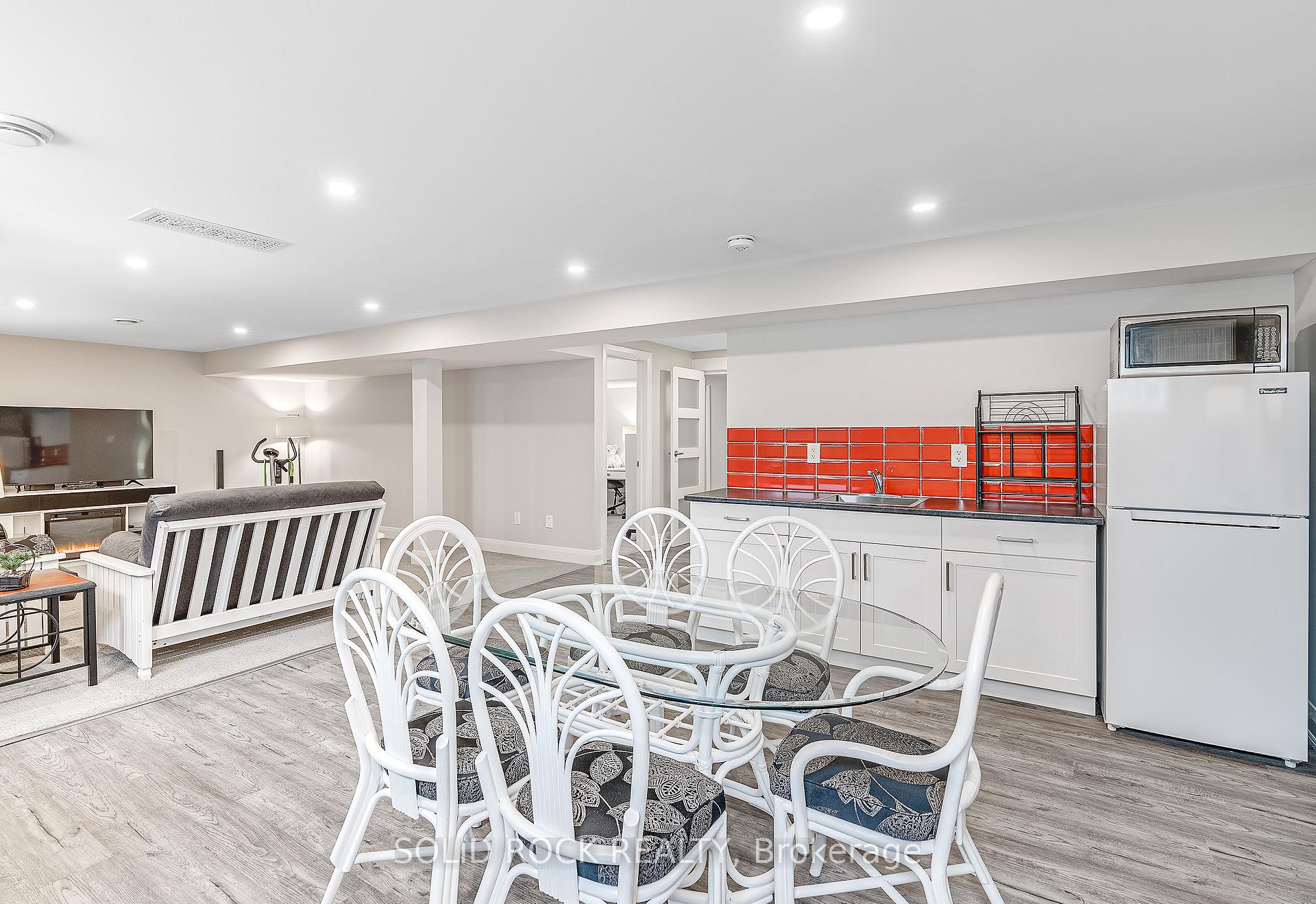 Photo 43 of 135 Pathfinder Way, Ottawa, Riverside South/Gloucester Glen — HOMEH