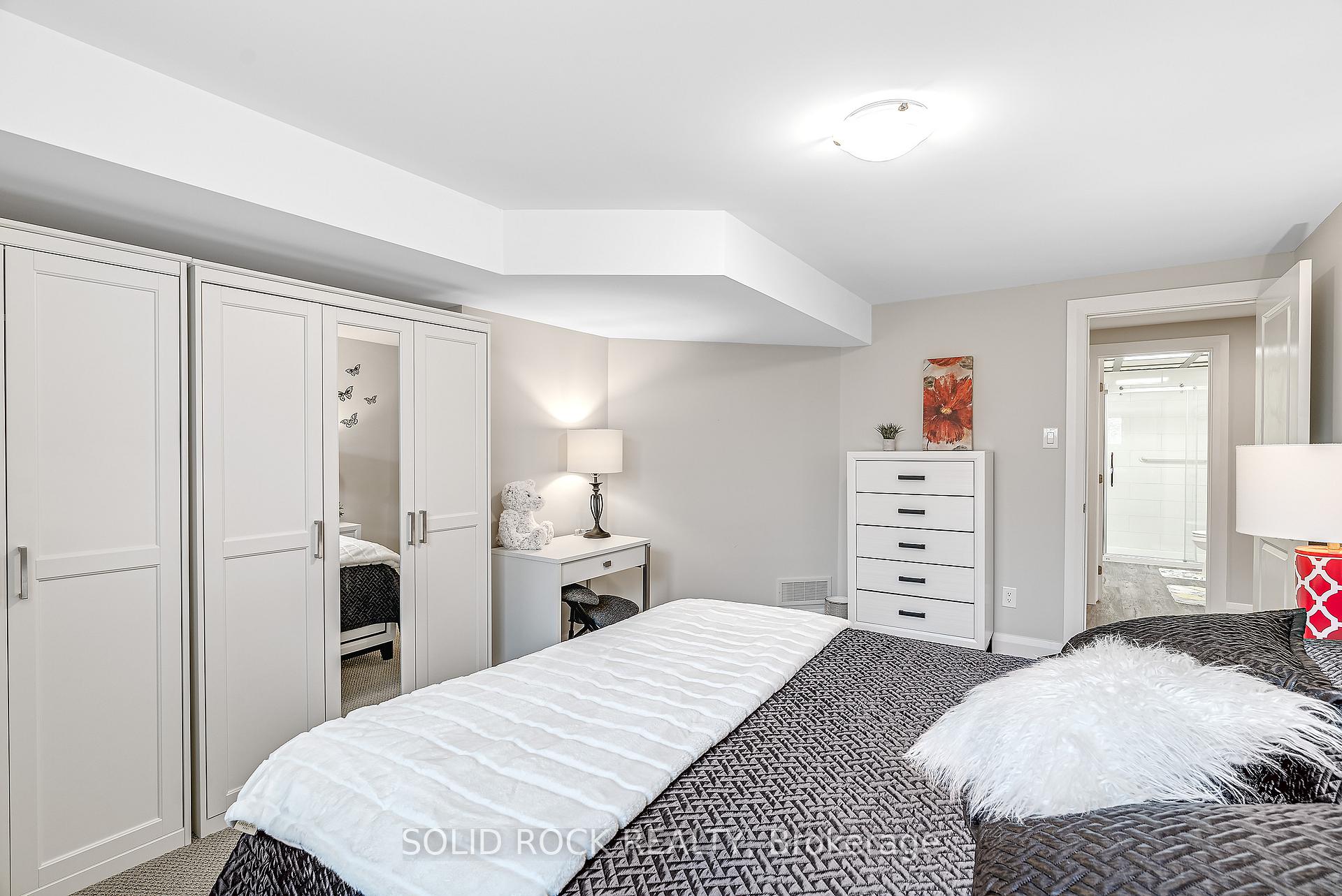Photo 38 of 135 Pathfinder Way, Ottawa, Riverside South/Gloucester Glen — HOMEH