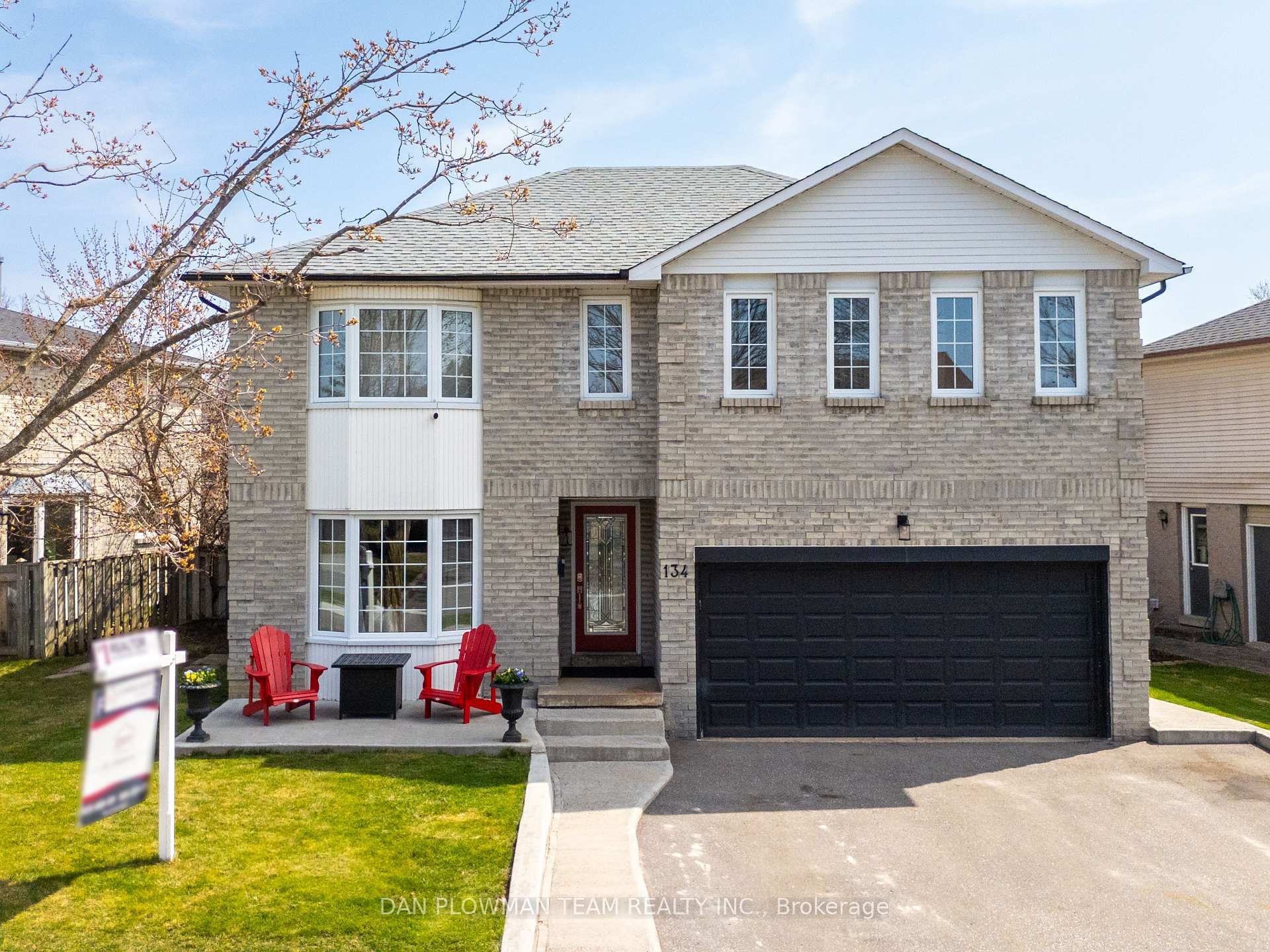 Photo 1 of 134 Hialeah Crescent, Whitby, Blue Grass Meadows — HOMEH