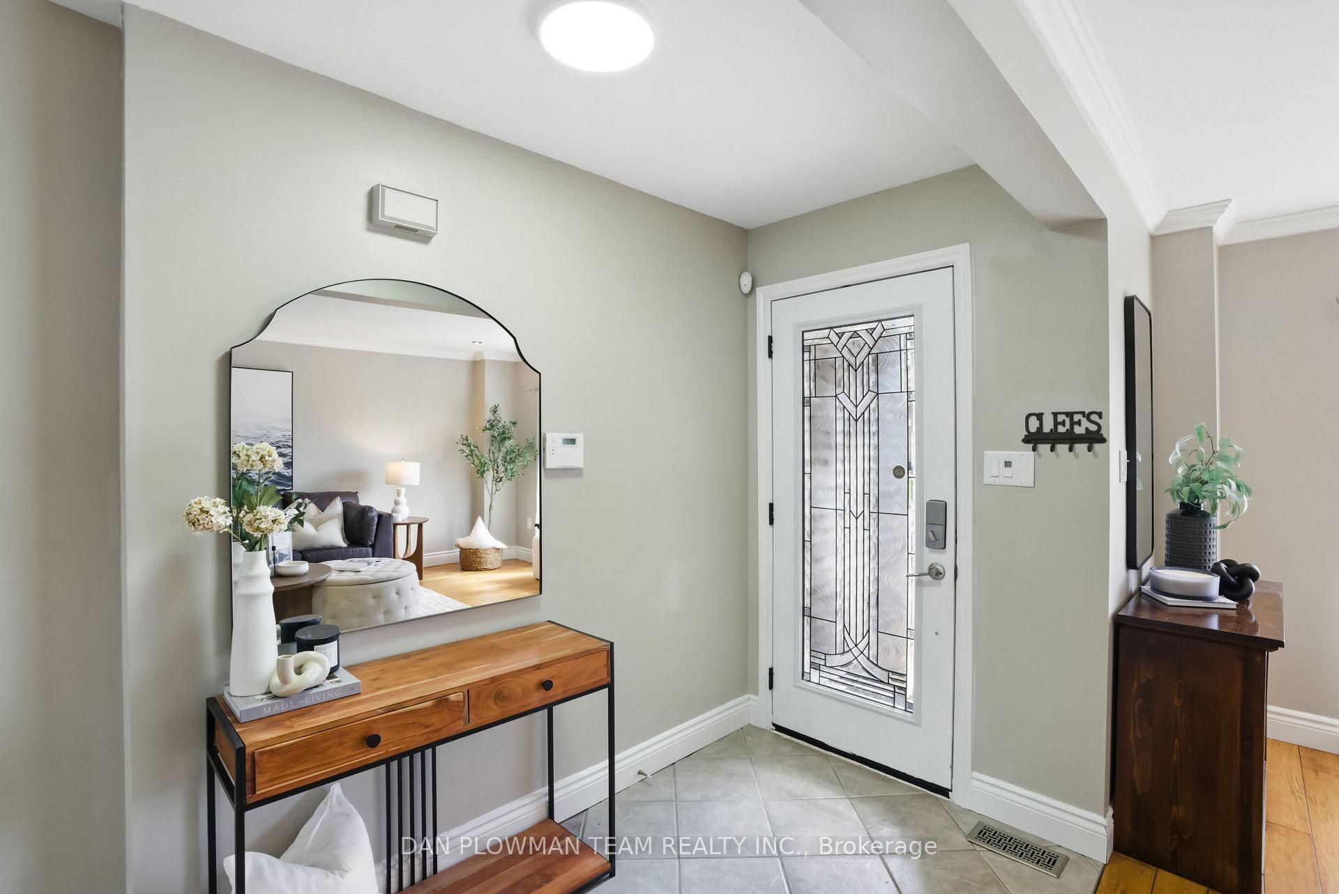 Photo 2 of 134 Hialeah Crescent, Whitby, Blue Grass Meadows — HOMEH