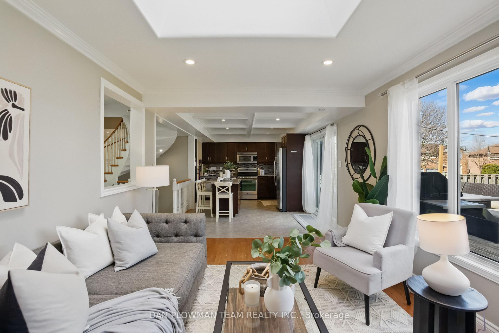 Photo 15 of 134 Hialeah Crescent, Whitby, Blue Grass Meadows — HOMEH