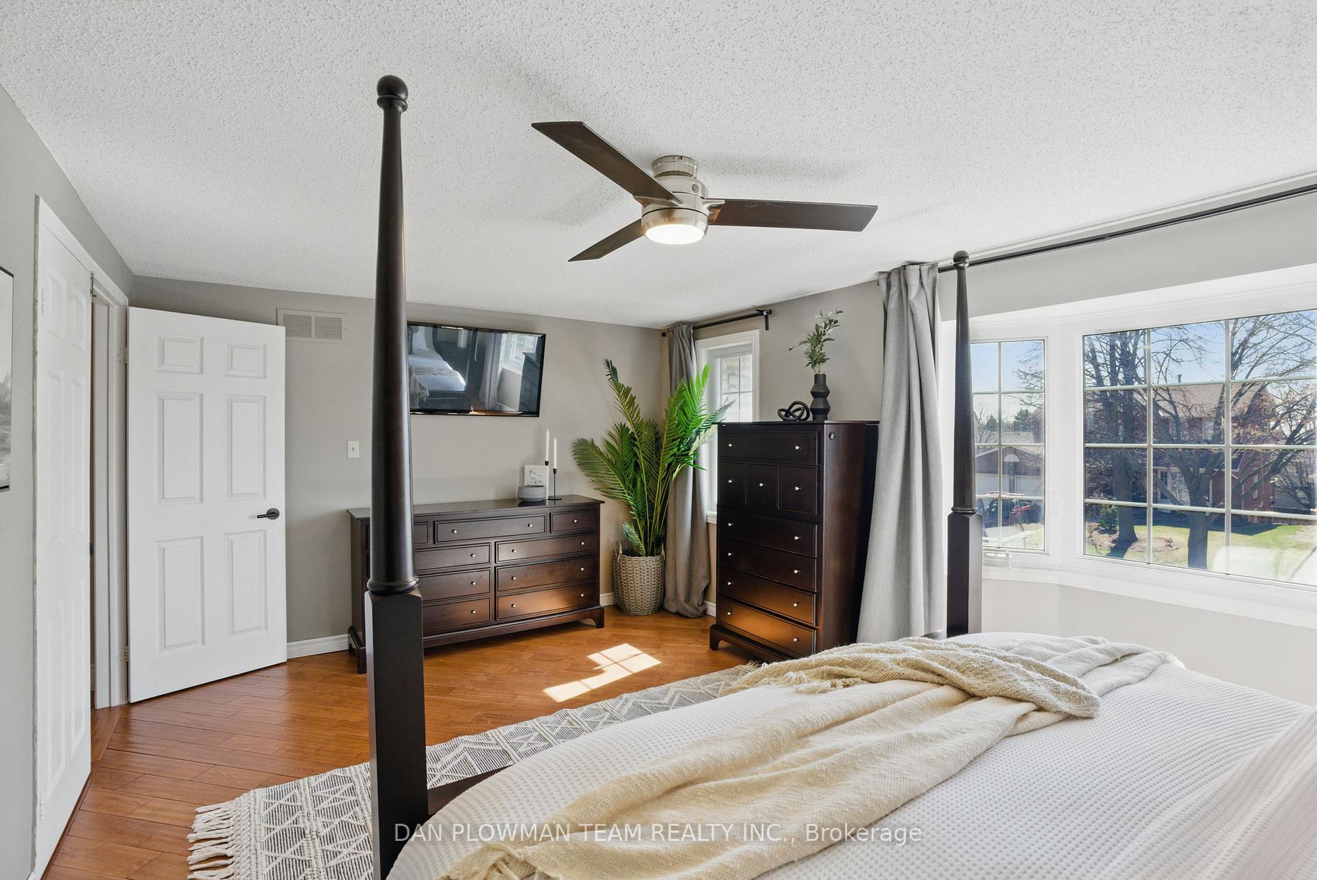Photo 25 of 134 Hialeah Crescent, Whitby, Blue Grass Meadows — HOMEH