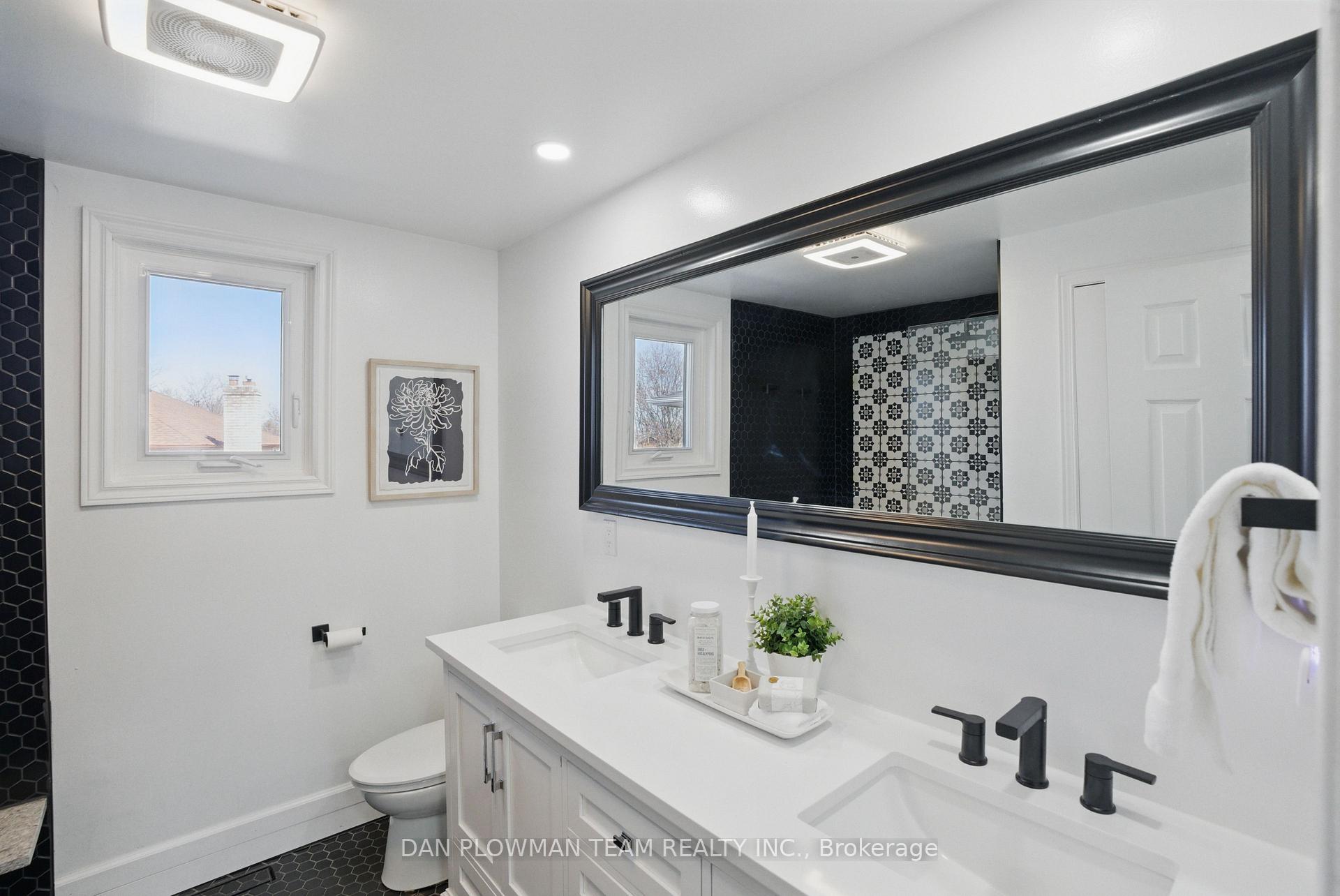 Photo 27 of 134 Hialeah Crescent, Whitby, Blue Grass Meadows — HOMEH