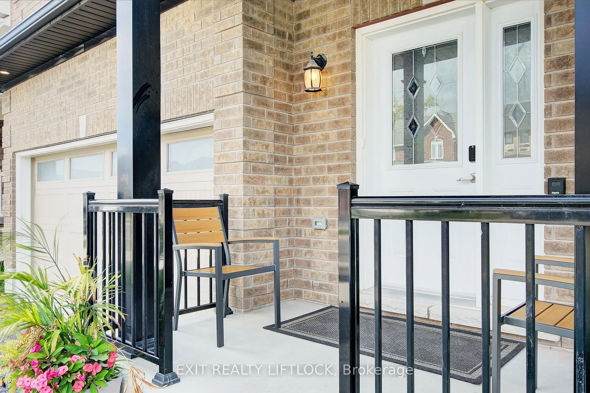 Photo 4 of 603 Lemay Grove, Peterborough, Monaghan Ward 2 — HOMEH