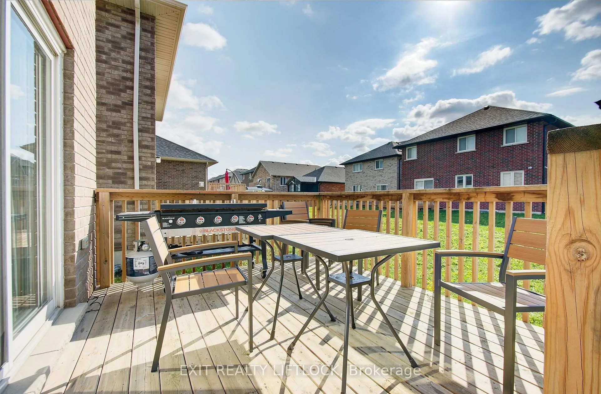 Photo 6 of 603 Lemay Grove, Peterborough, Monaghan Ward 2 — HOMEH