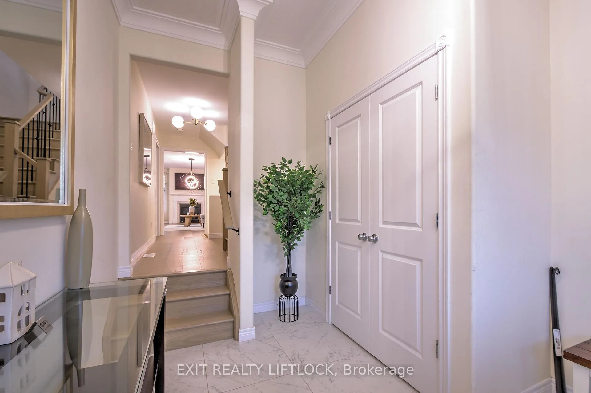 Photo 8 of 603 Lemay Grove, Peterborough, Monaghan Ward 2 — HOMEH