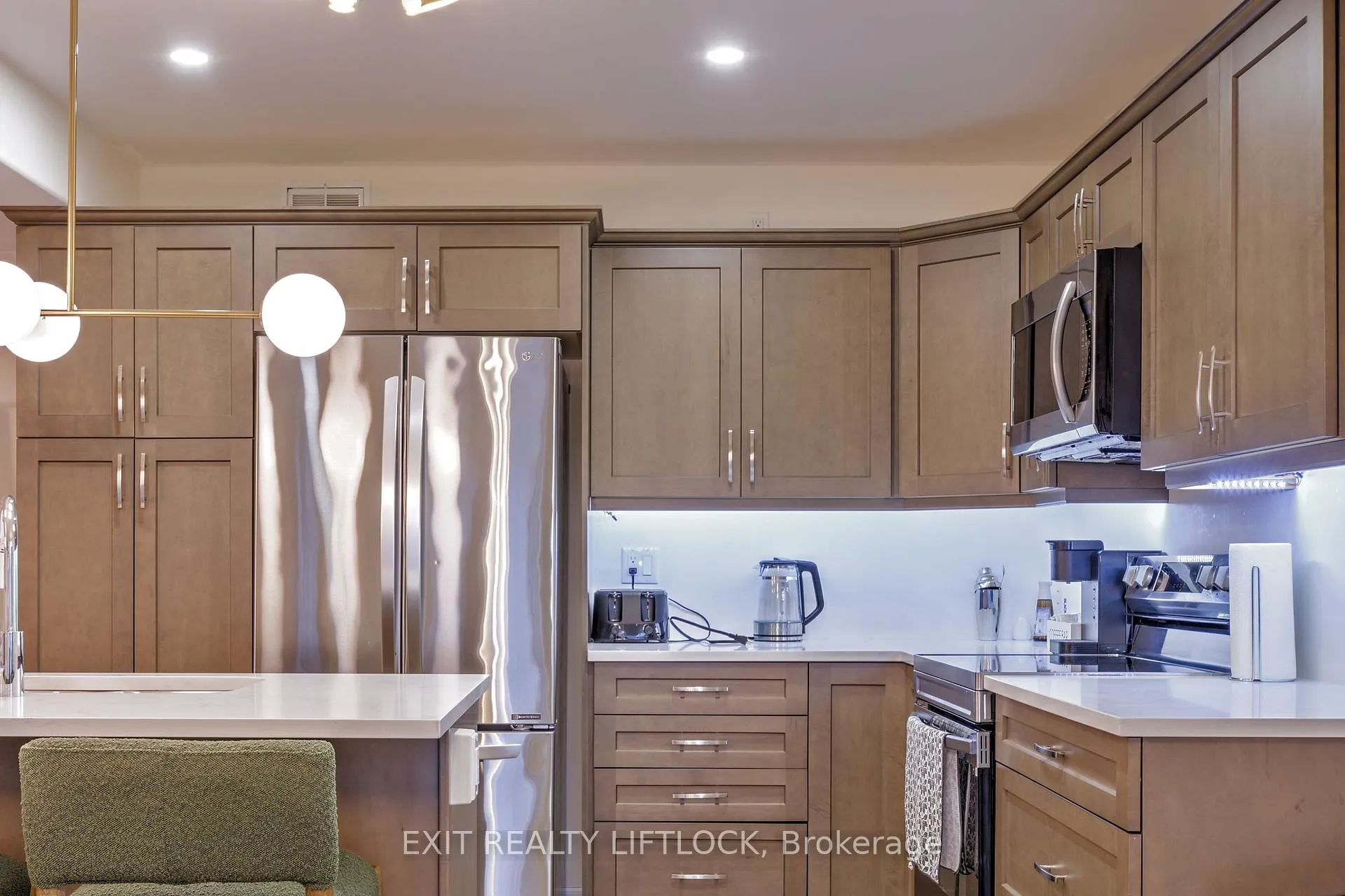 Photo 17 of 603 Lemay Grove, Peterborough, Monaghan Ward 2 — HOMEH