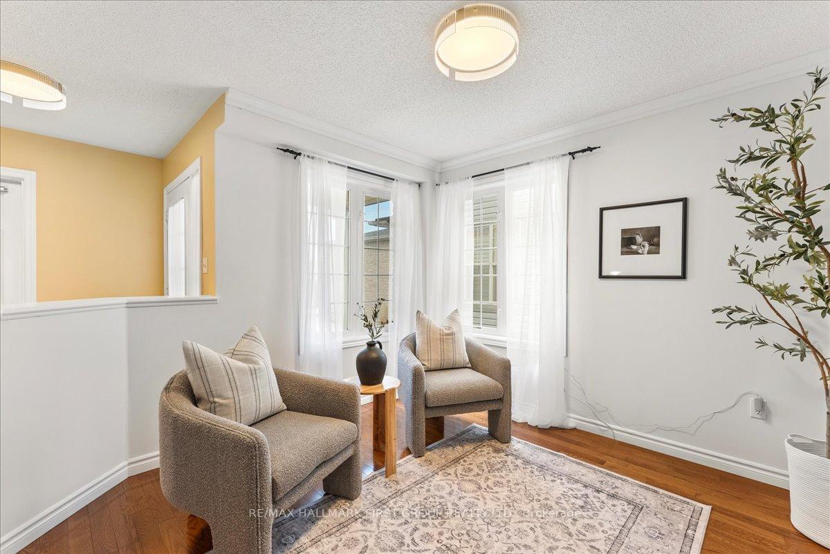 Photo 8 of 1035 Grandlea Court, Oshawa, Pinecrest — HOMEH