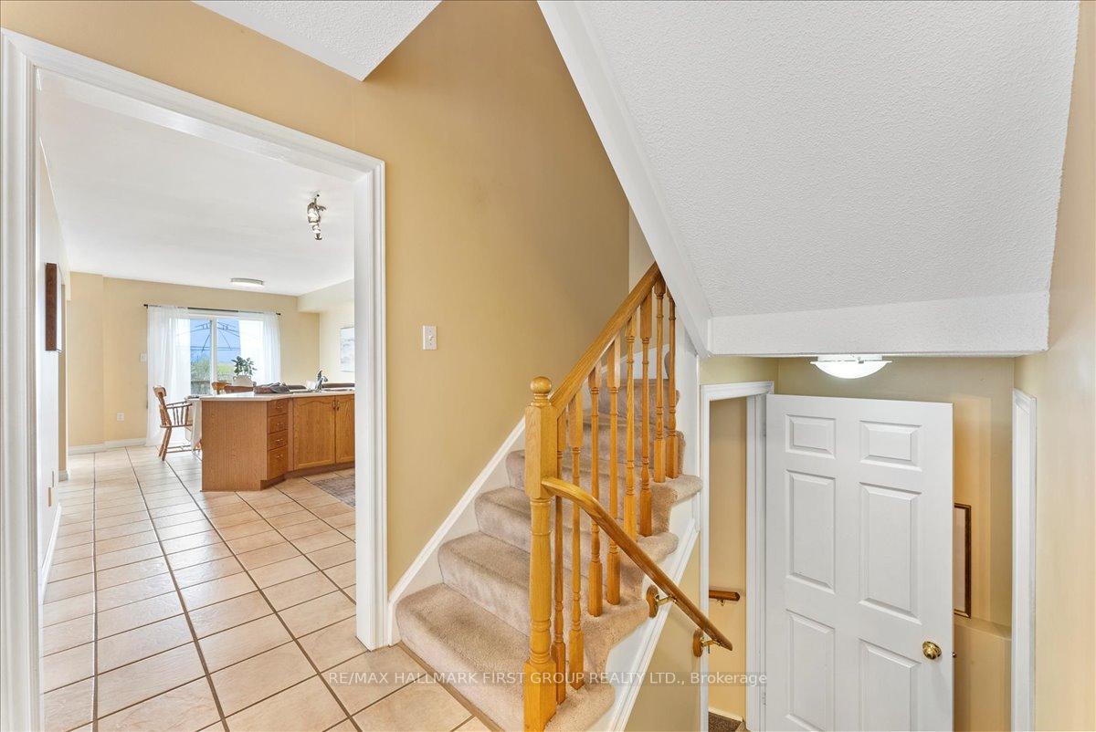 Photo 23 of 1035 Grandlea Court, Oshawa, Pinecrest — HOMEH