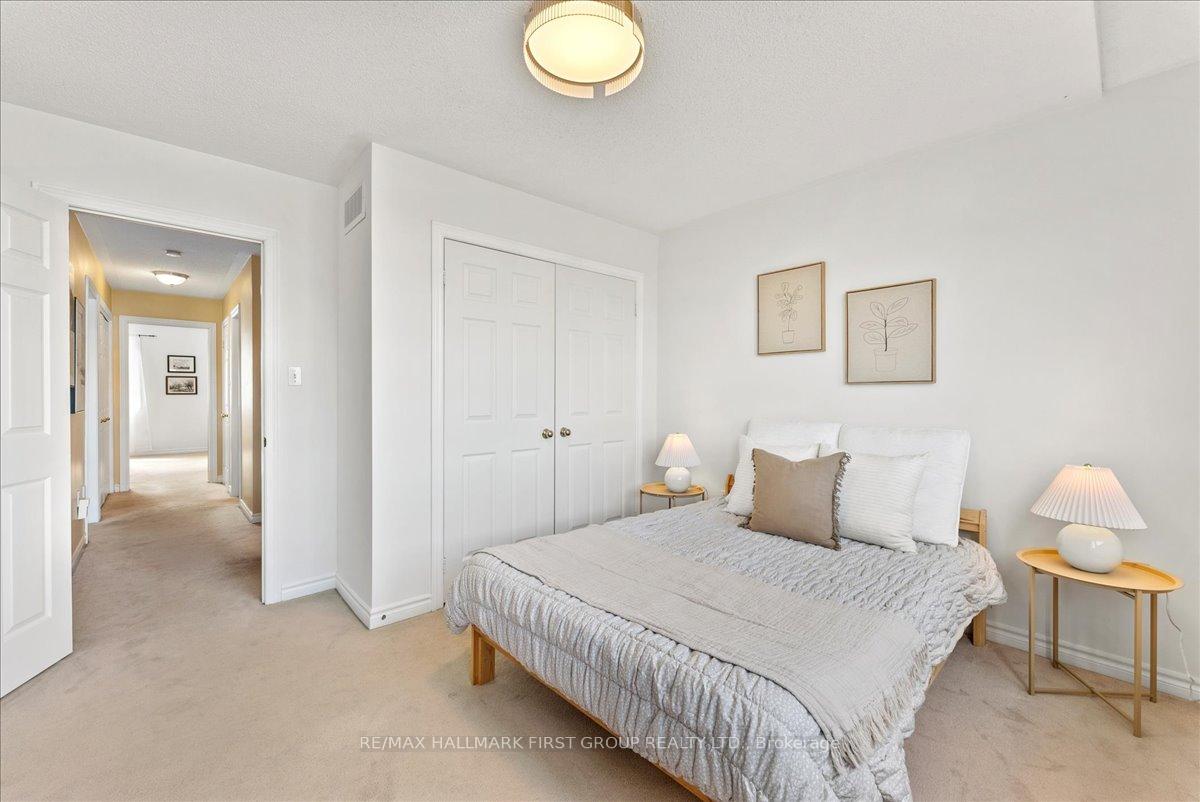 Photo 31 of 1035 Grandlea Court, Oshawa, Pinecrest — HOMEH