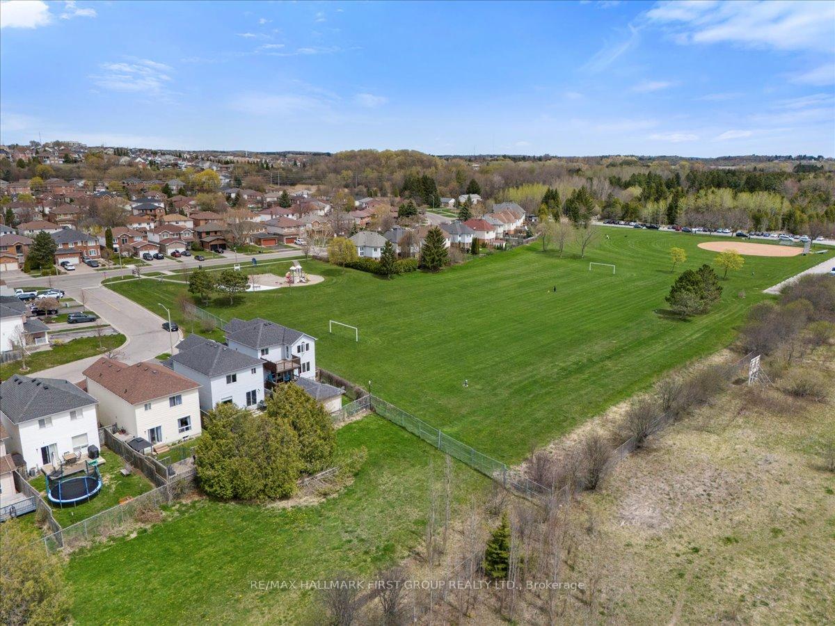 Photo 46 of 1035 Grandlea Court, Oshawa, Pinecrest — HOMEH
