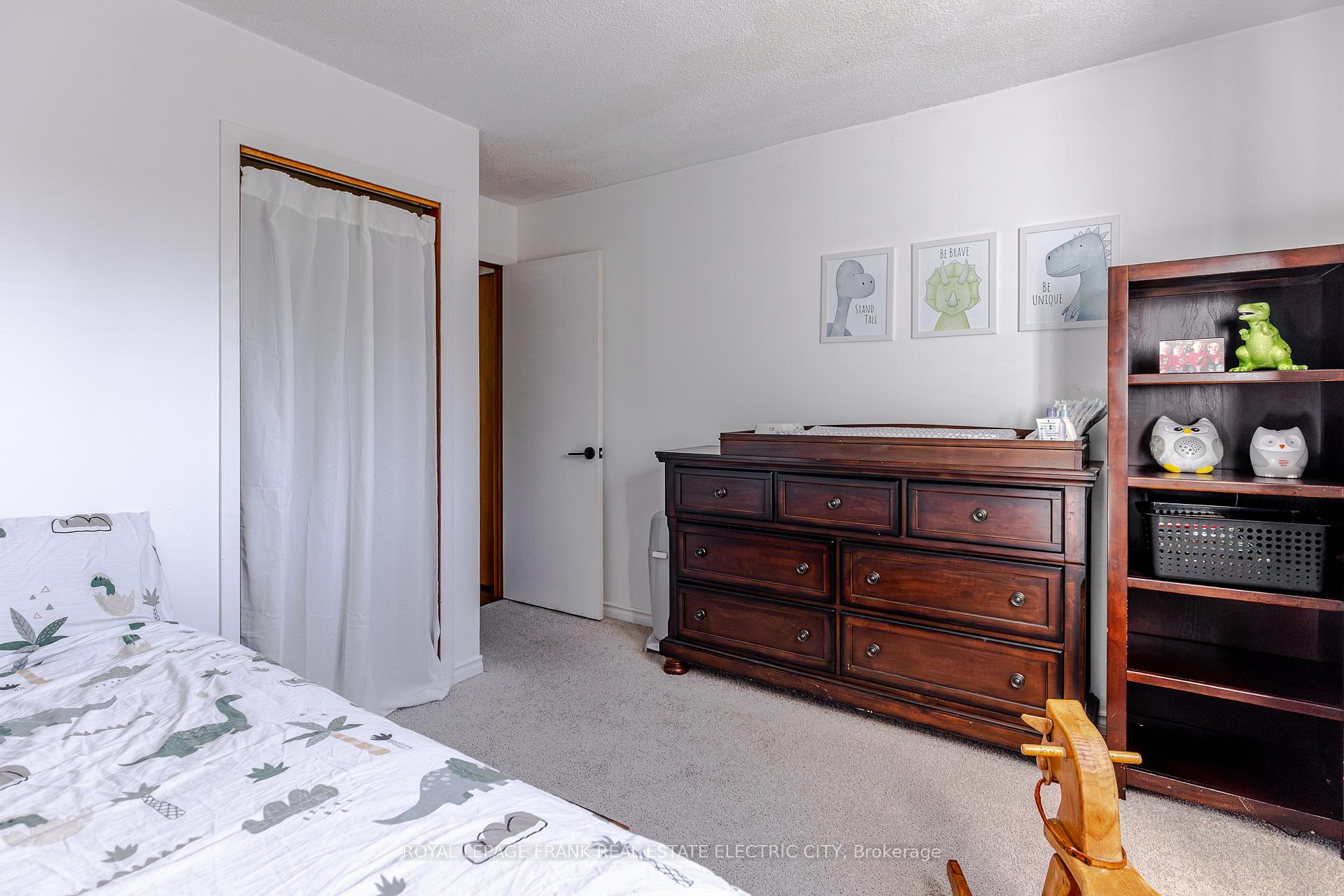 Photo 30 of 2032 Walker Avenue, Peterborough, Ashburnham Ward 4 — HOMEH