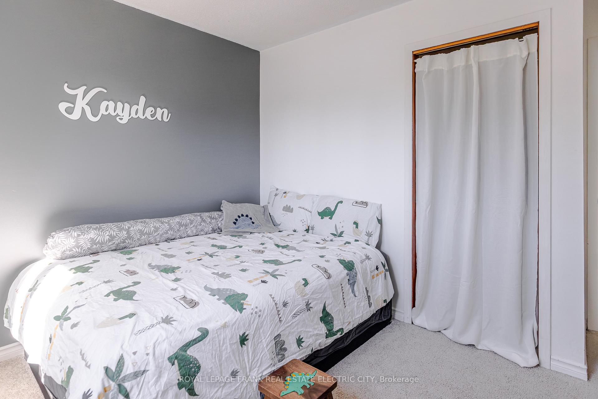 Photo 31 of 2032 Walker Avenue, Peterborough, Ashburnham Ward 4 — HOMEH
