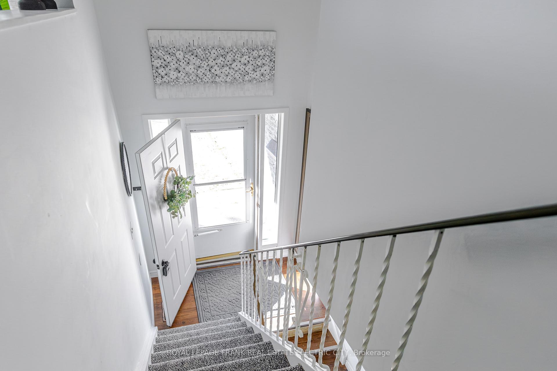 Photo 32 of 2032 Walker Avenue, Peterborough, Ashburnham Ward 4 — HOMEH