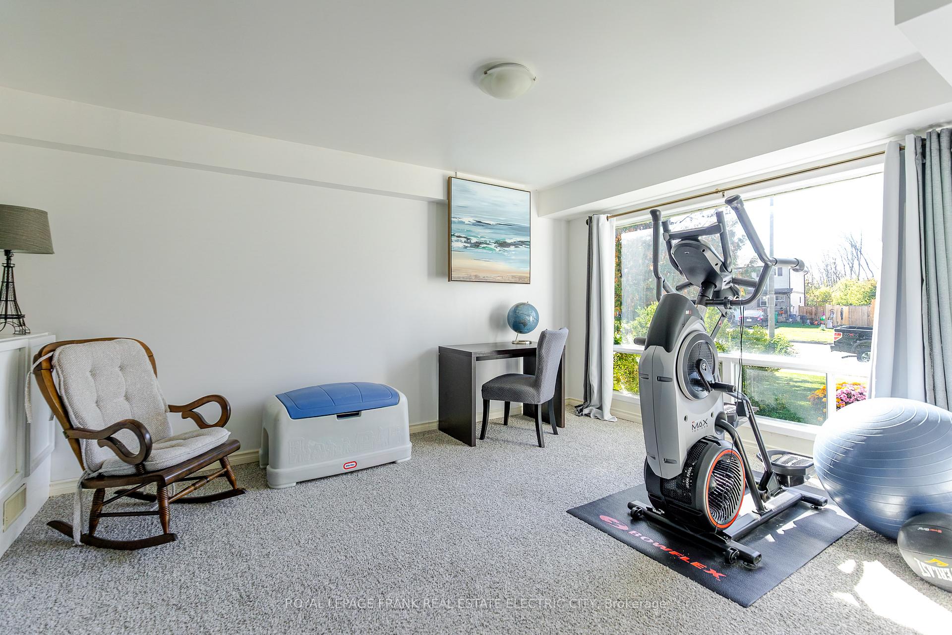 Photo 36 of 2032 Walker Avenue, Peterborough, Ashburnham Ward 4 — HOMEH