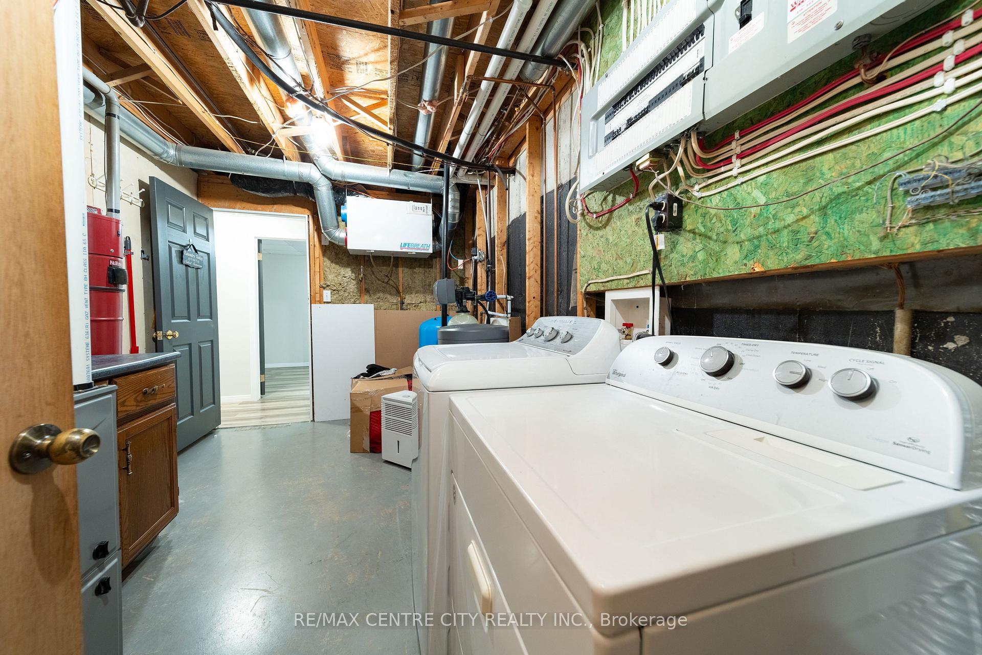 Photo 36 of 56091 Heritage Line, Bayham, Straffordville — HOMEH