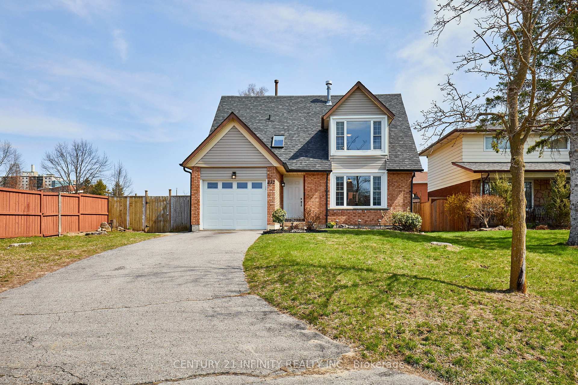 Photo 1 of 232 Iris Court, Oshawa, Centennial — HOMEH