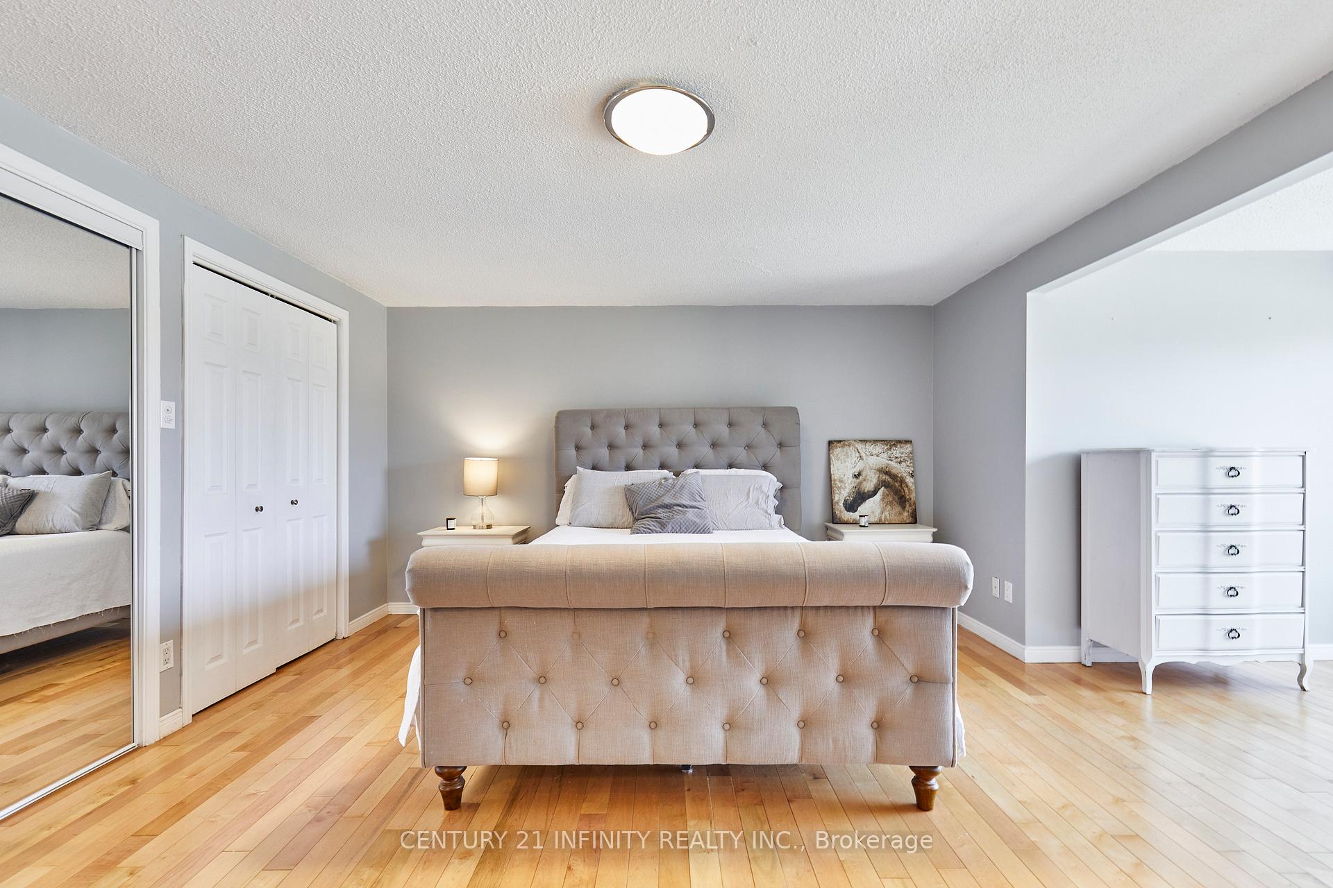 Photo 19 of 232 Iris Court, Oshawa, Centennial — HOMEH