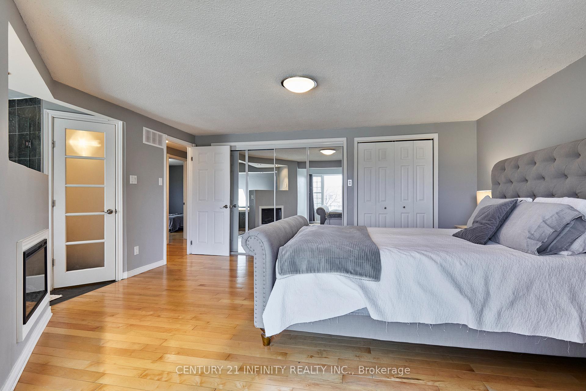 Photo 20 of 232 Iris Court, Oshawa, Centennial — HOMEH