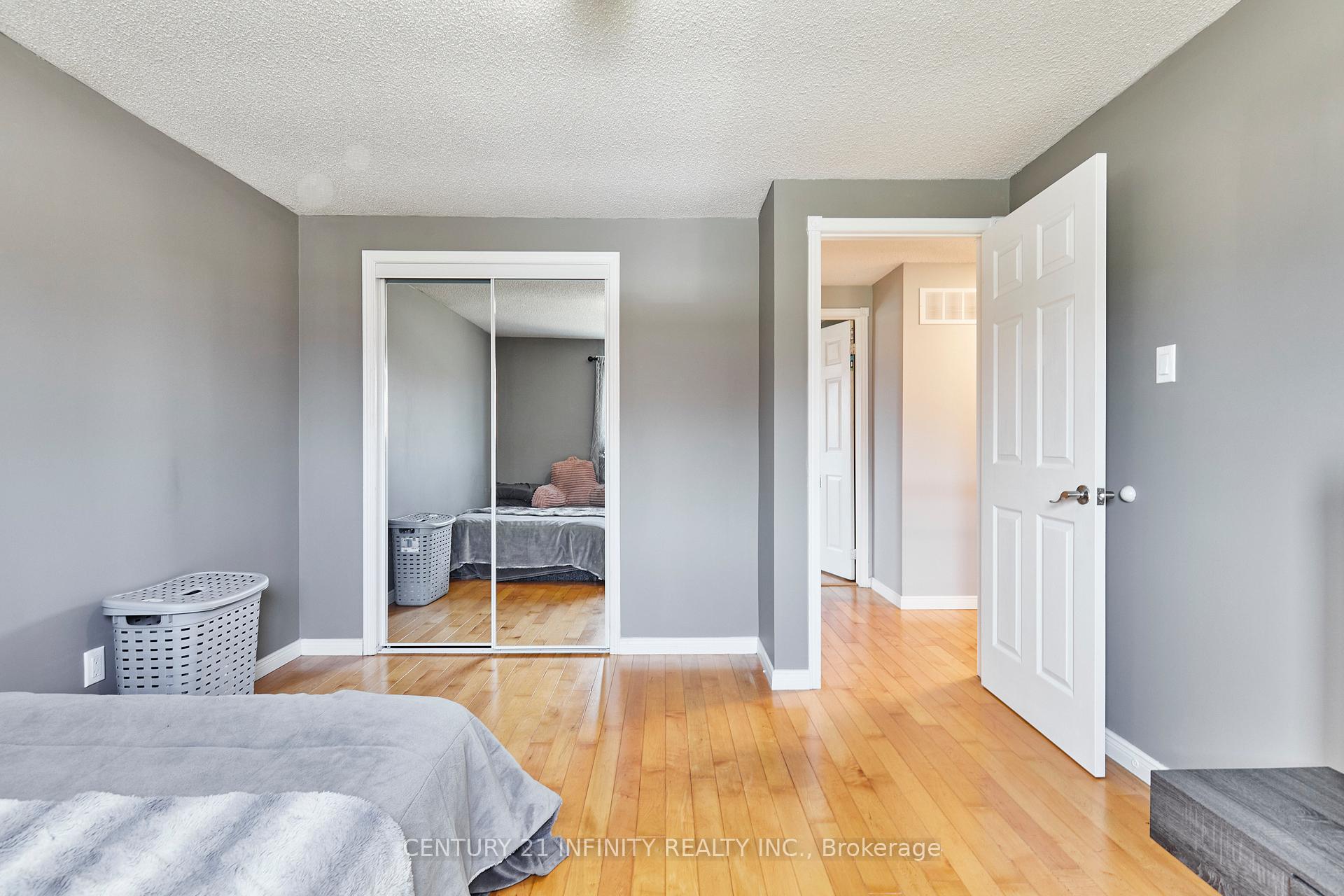 Photo 29 of 232 Iris Court, Oshawa, Centennial — HOMEH