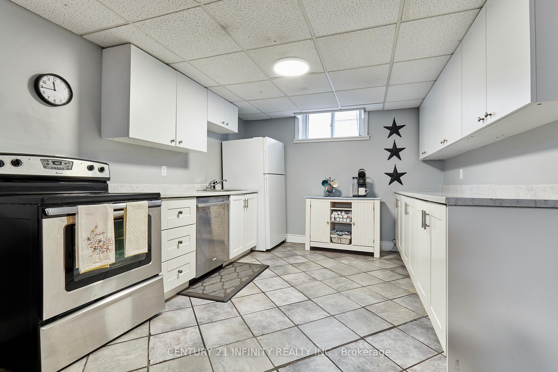 Photo 37 of 232 Iris Court, Oshawa, Centennial — HOMEH