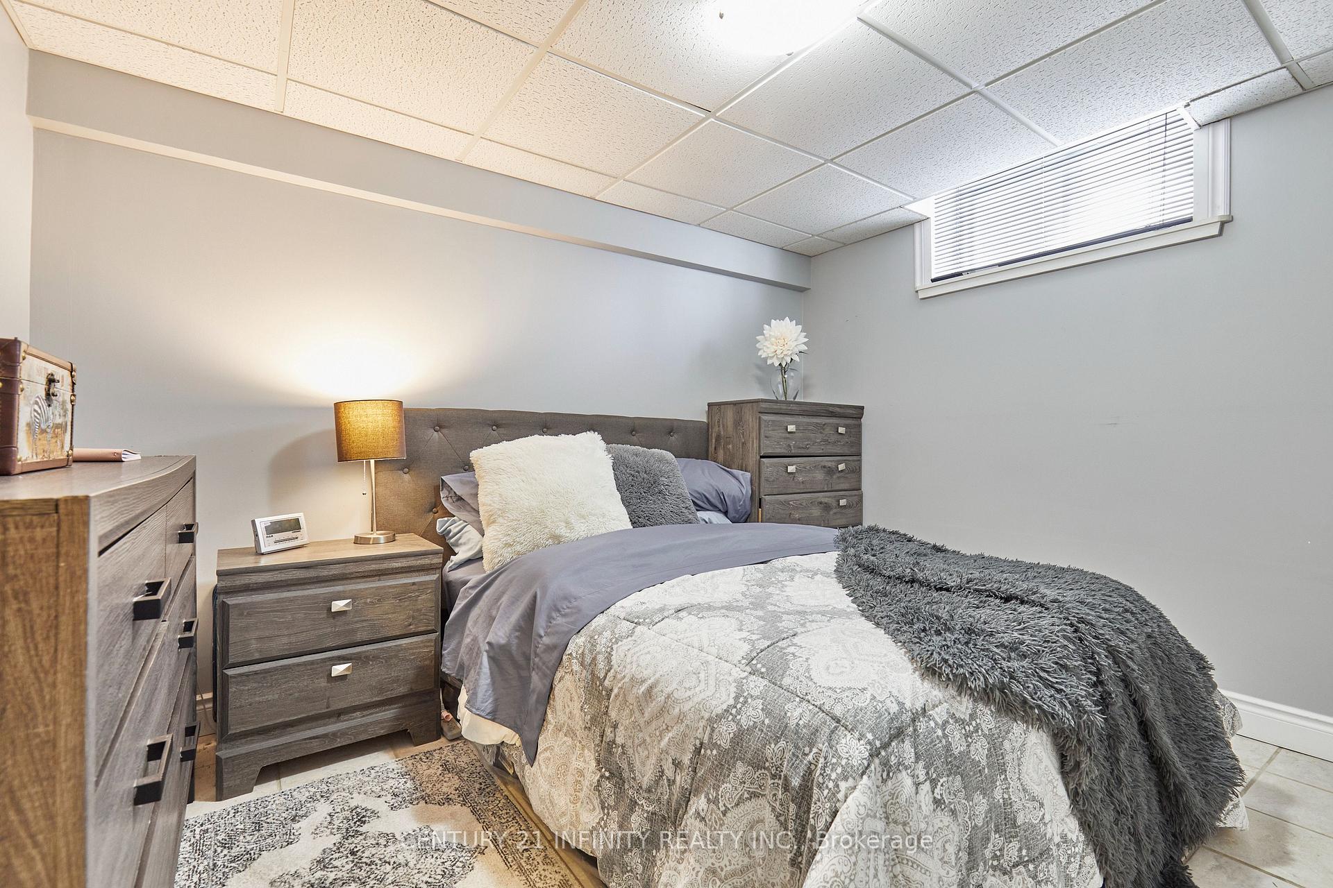 Photo 39 of 232 Iris Court, Oshawa, Centennial — HOMEH