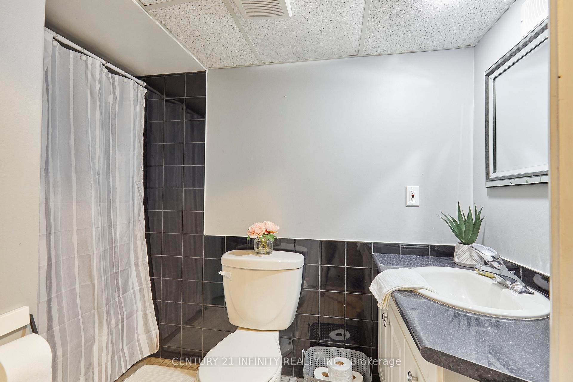 Photo 40 of 232 Iris Court, Oshawa, Centennial — HOMEH
