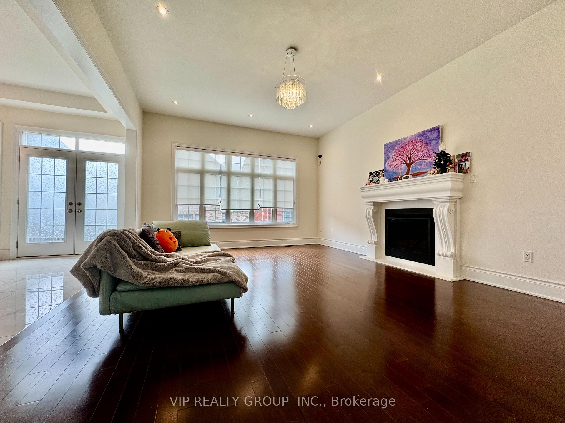 Photo 3 of 55 Yates Avenue, Vaughan, Patterson — HOMEH