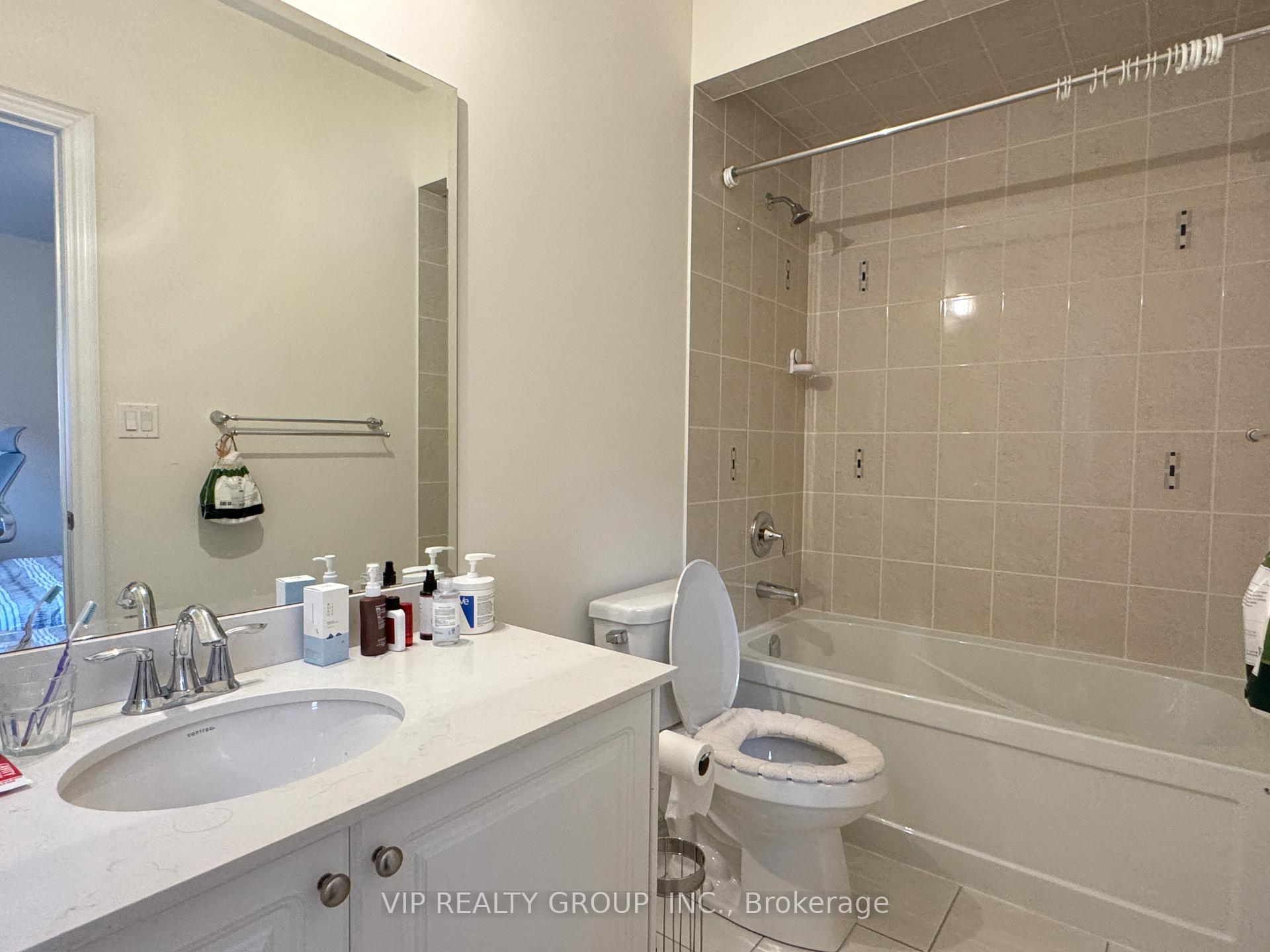 Photo 15 of 55 Yates Avenue, Vaughan, Patterson — HOMEH