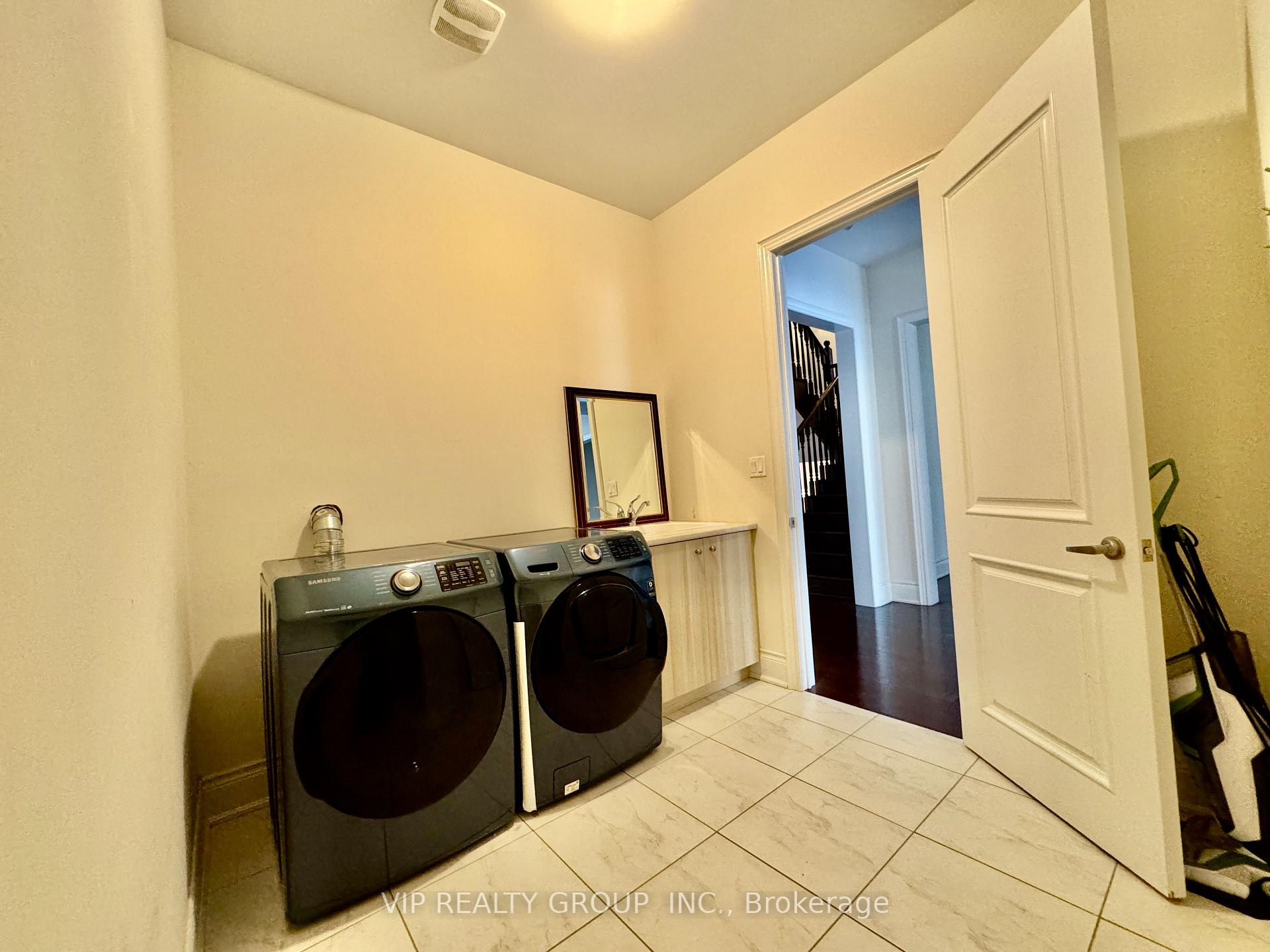 Photo 16 of 55 Yates Avenue, Vaughan, Patterson — HOMEH
