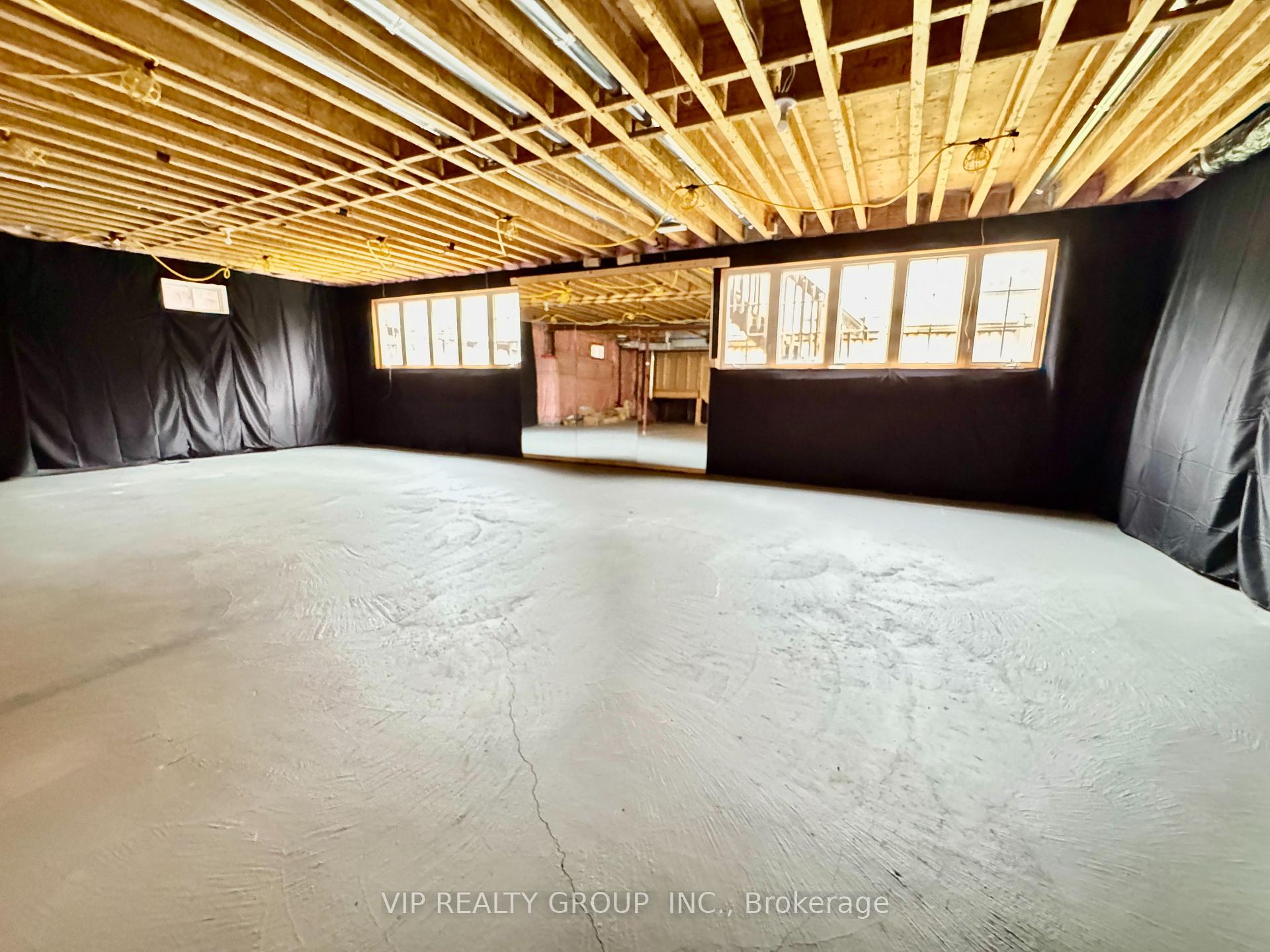 Photo 17 of 55 Yates Avenue, Vaughan, Patterson — HOMEH