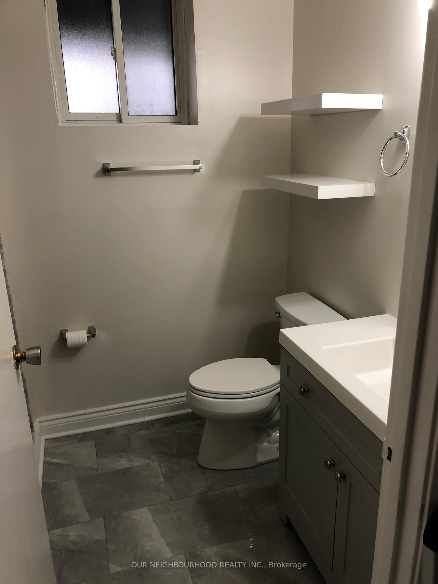 Photo 8 of Unit Lower, 216 Taunton Road W, Oshawa, Samac — HOMEH